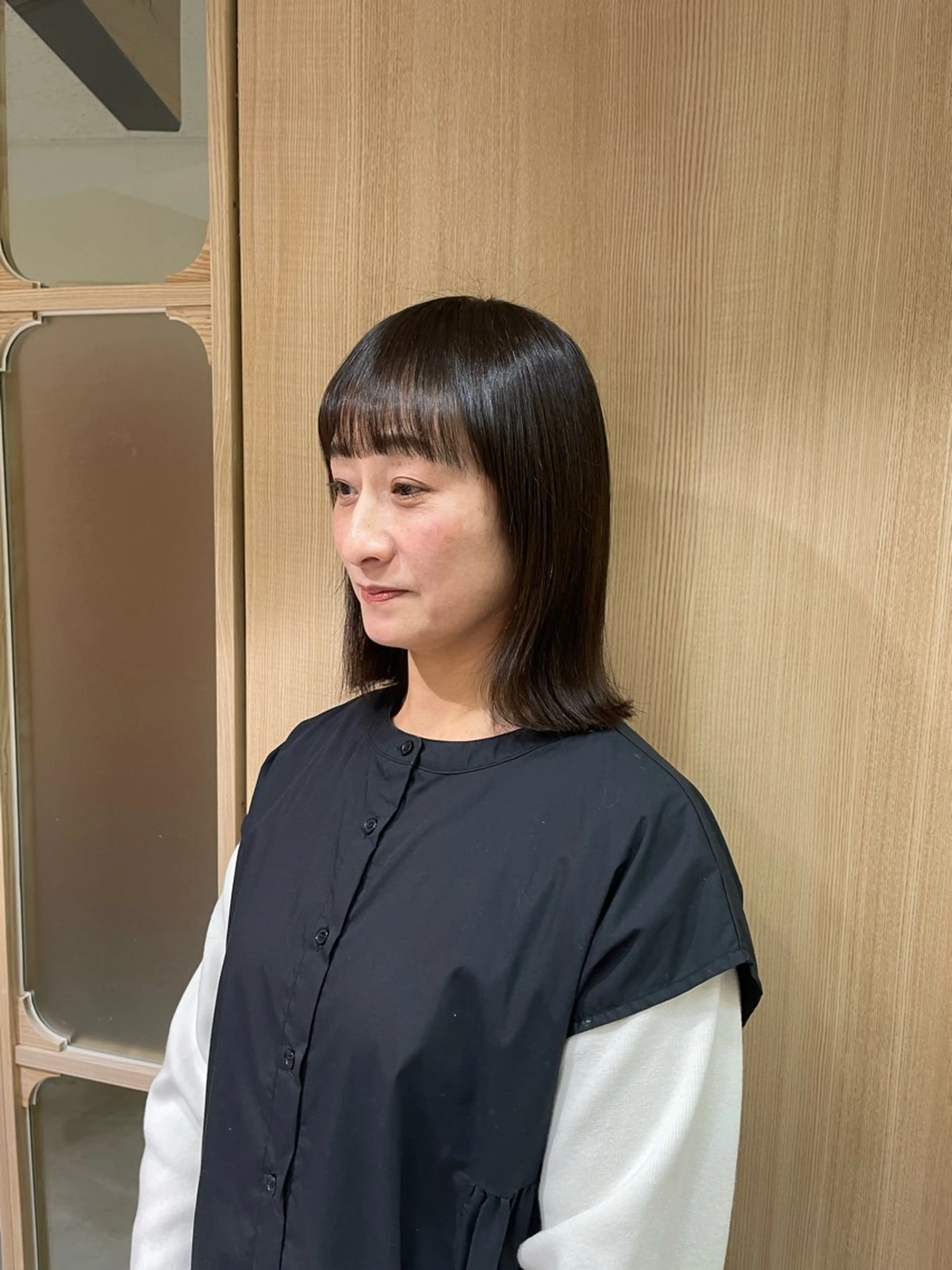 ミディアム mahae 林のヘアスタイル