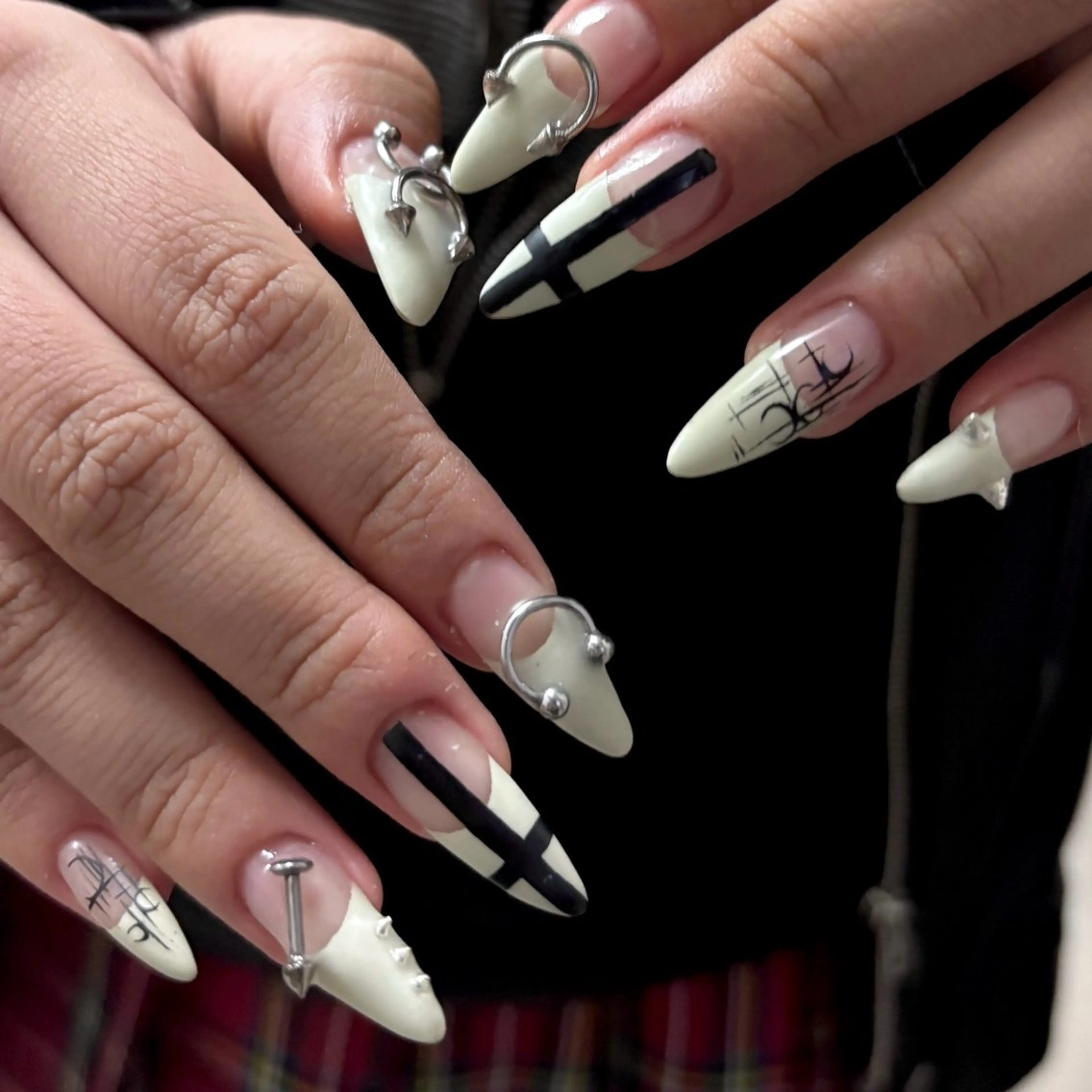 ネイル ハンドネイル フットネイル 木村 夏生 /アート･個性派👾のネイルデザイン