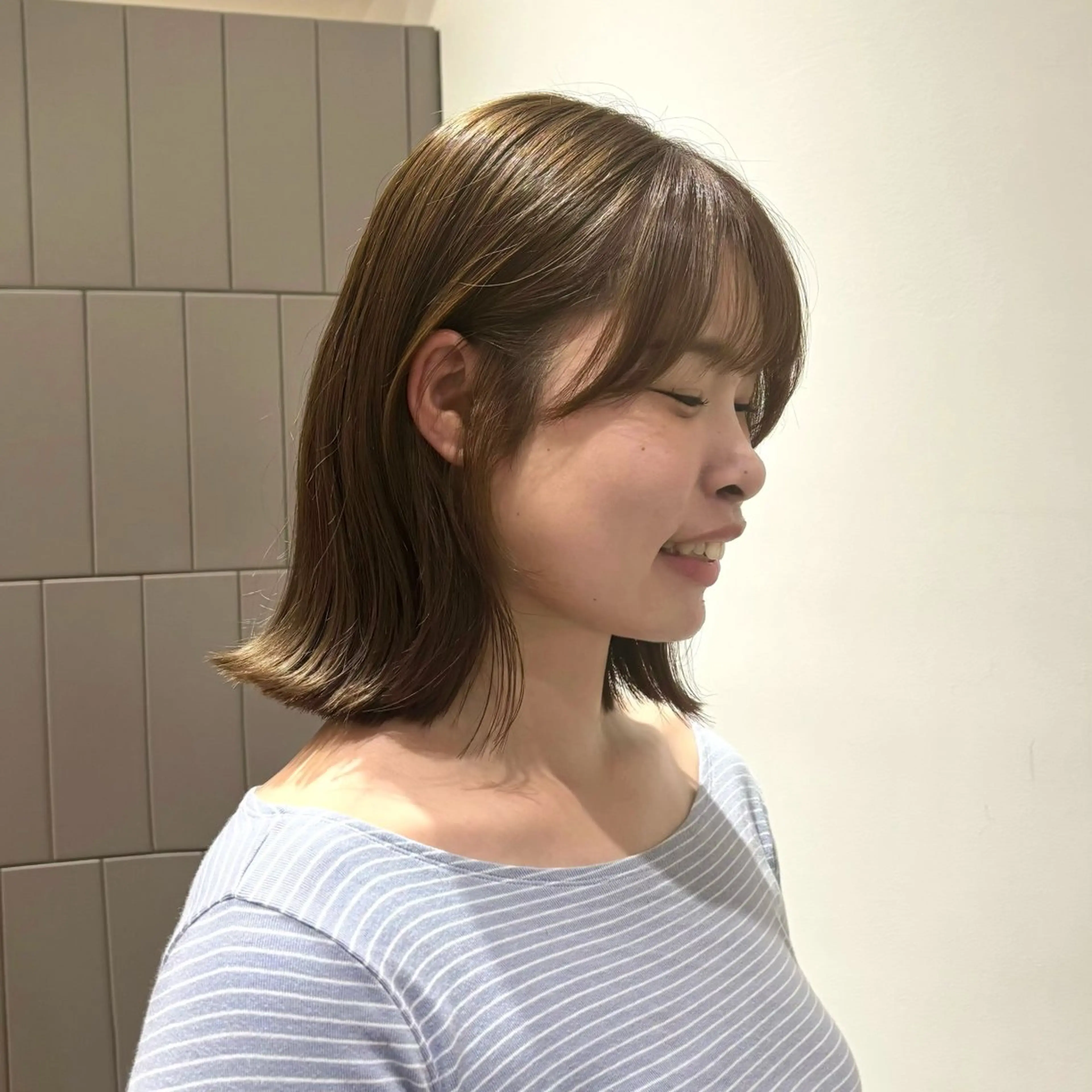 カット MASHU Grandvase所属・めい/透明感カラー /レイヤー/ボブのヘアスタイル