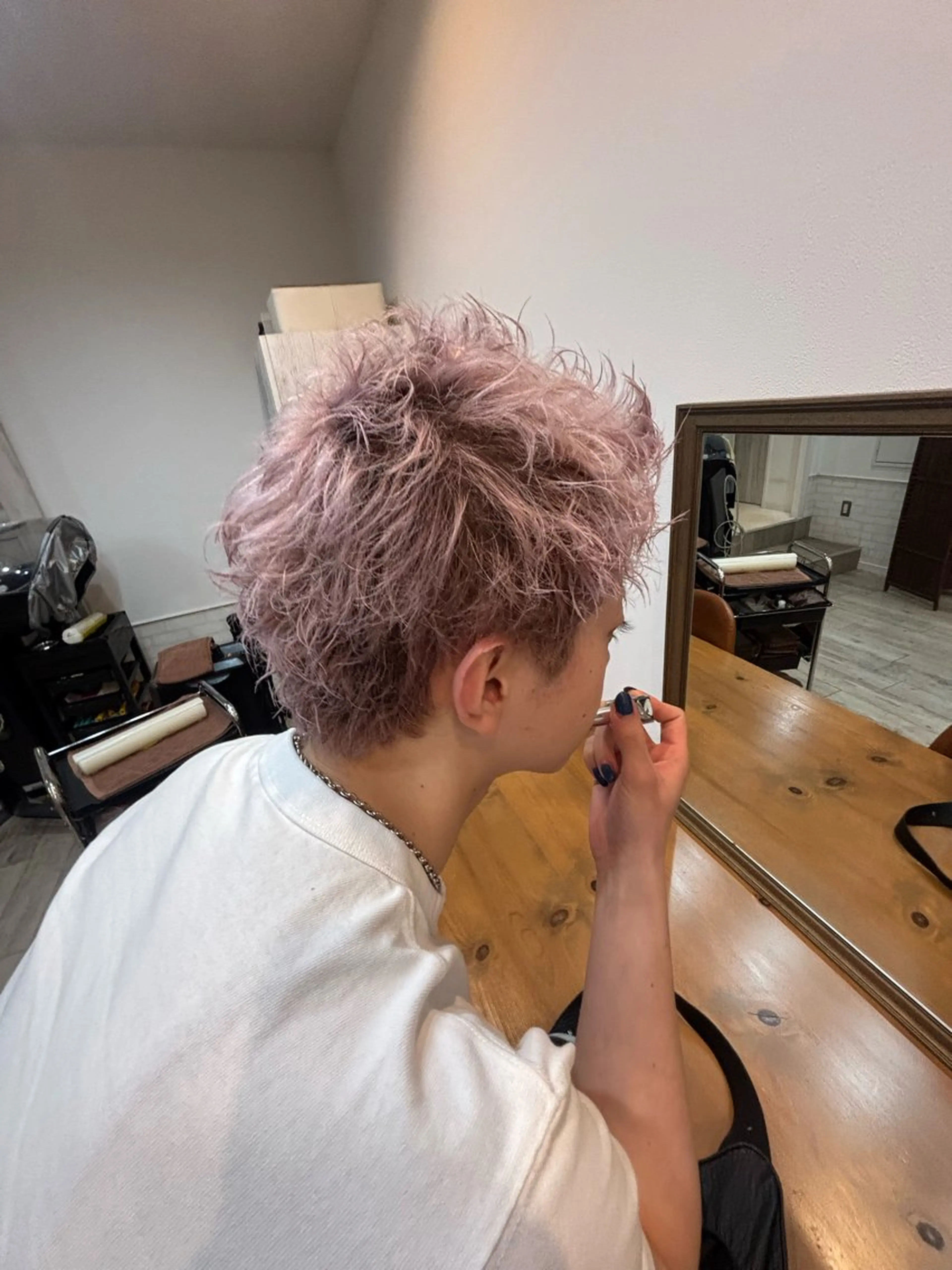 カラー ブリーチ ピンクカラー 透明感カラー/艶髪 MOMOのヘアスタイル