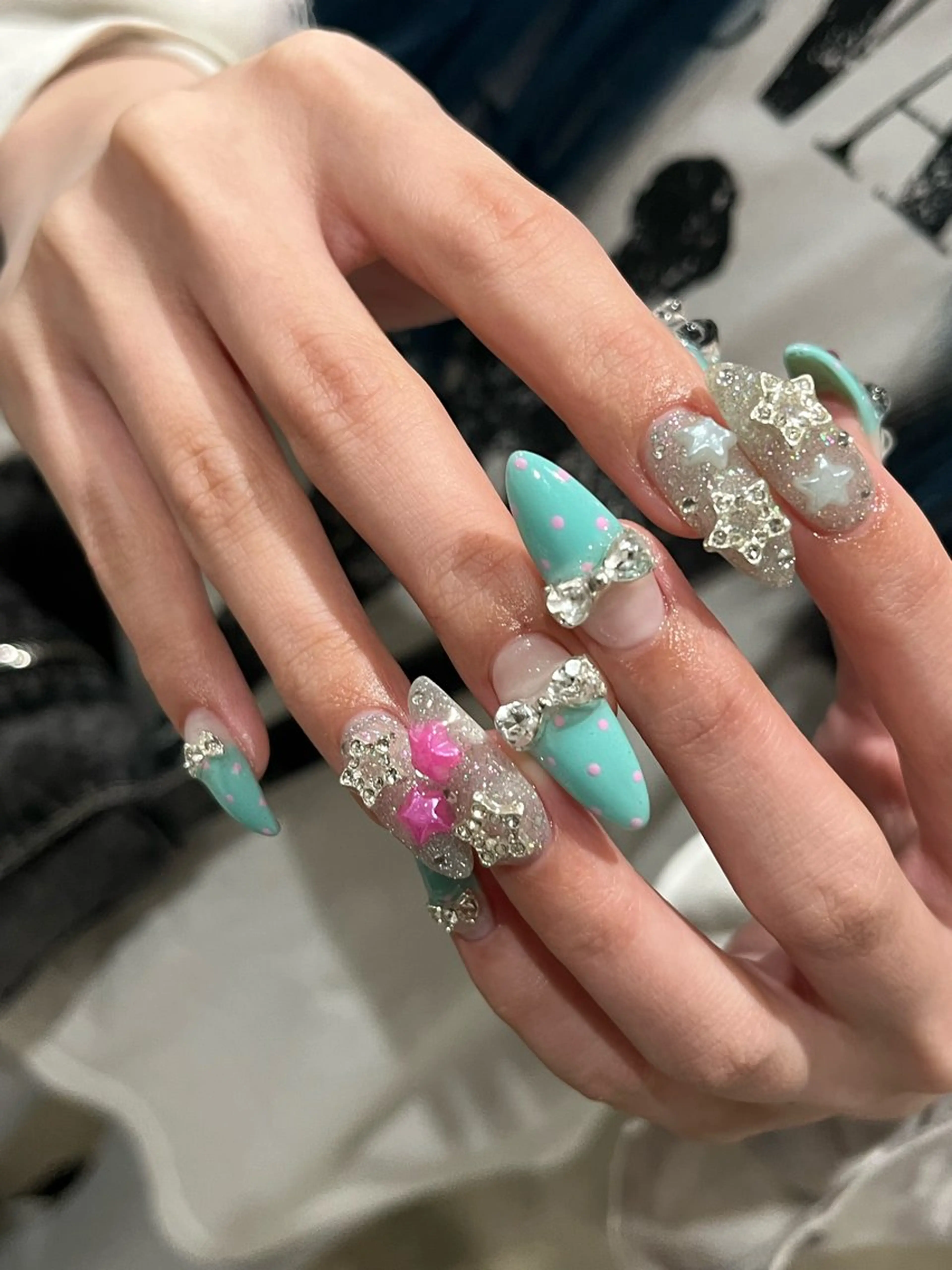 ネイル repos 金山ネイルサロンのネイルデザイン