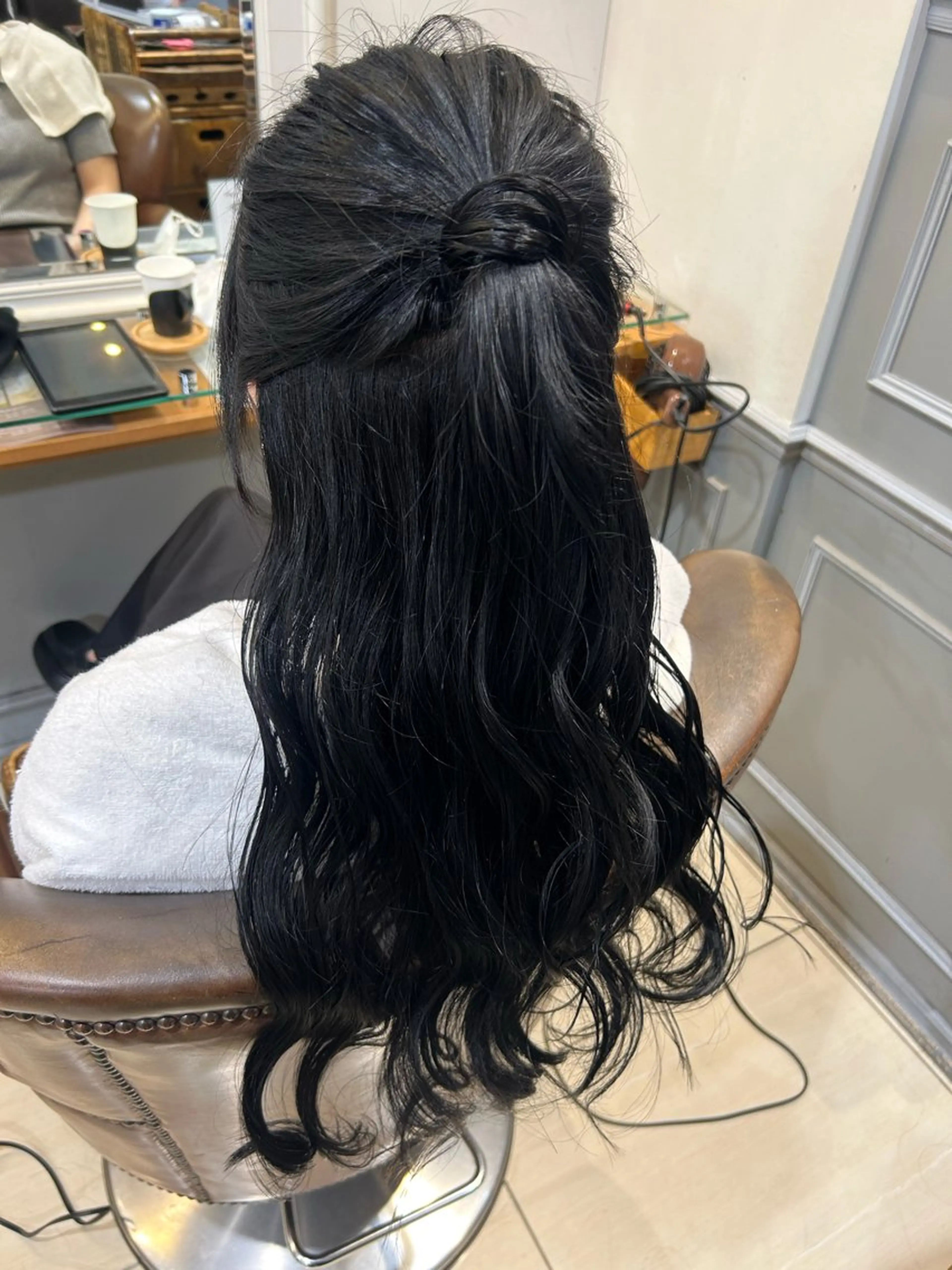 ロング ヘアカラー 韓国ヘアー🇰🇷 MIWAのヘアスタイル