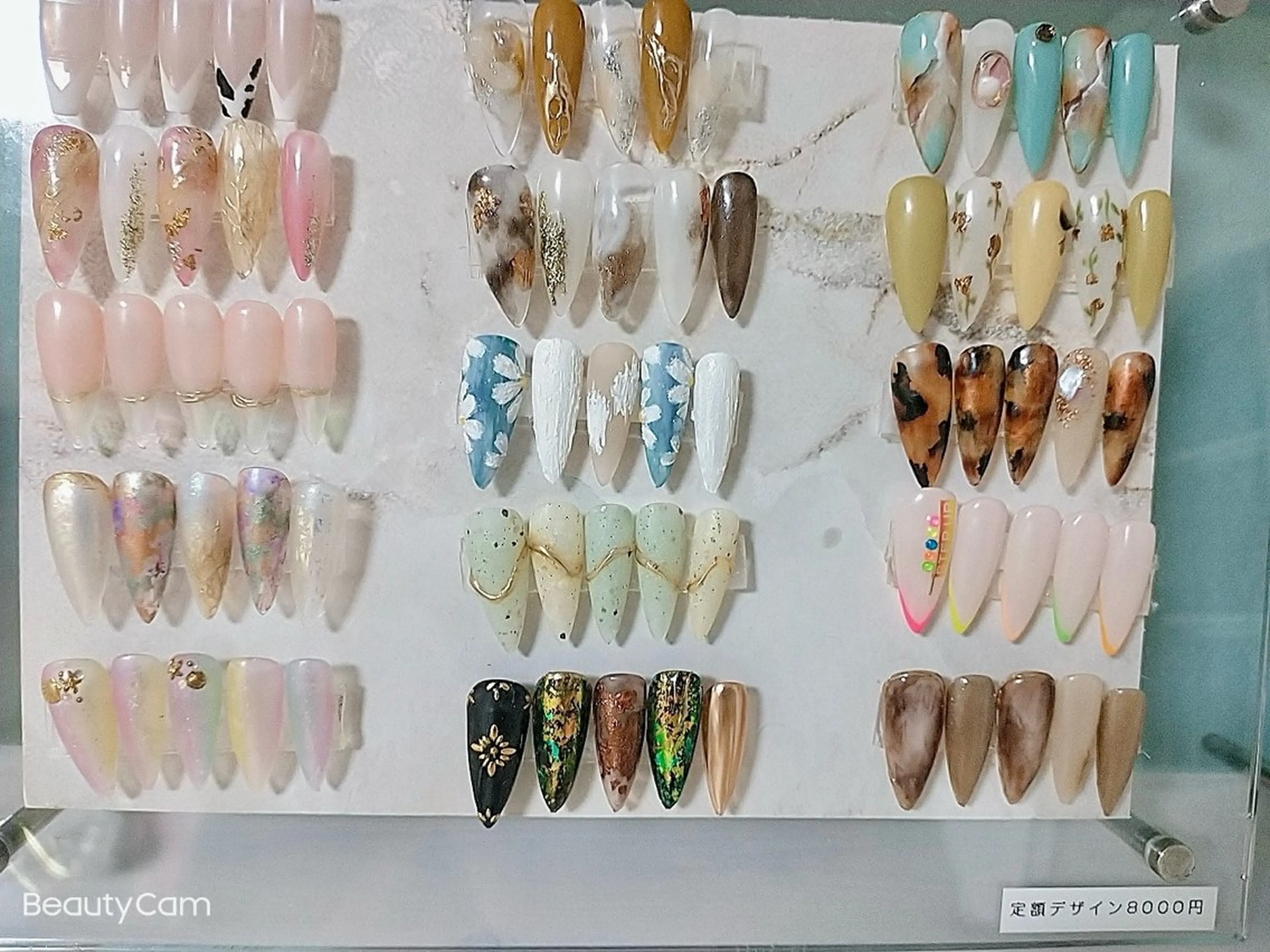 ネイル SYR nail salonのネイルデザイン