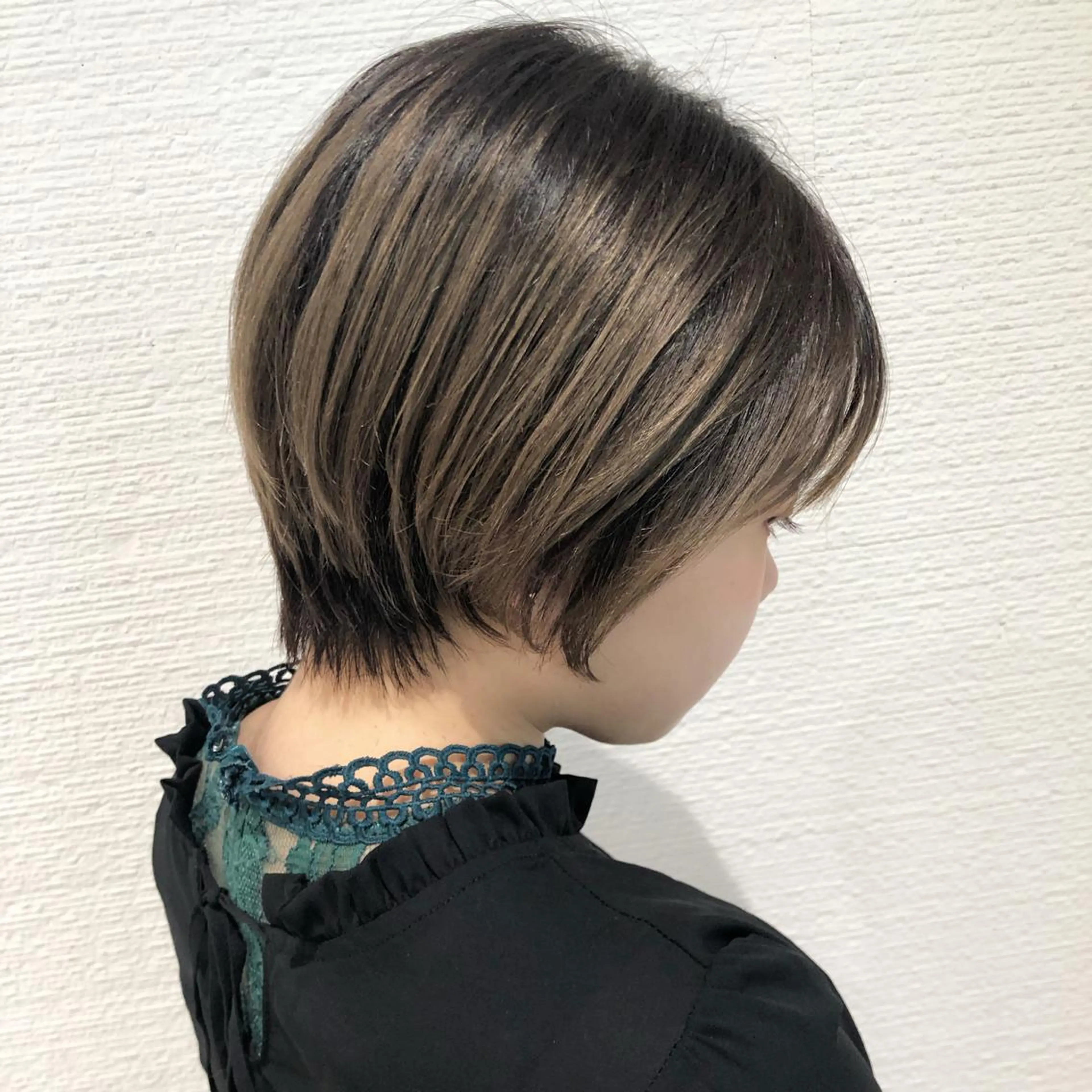 ショート 三鷹で1番ショート ボブをカットする新谷のヘアスタイル