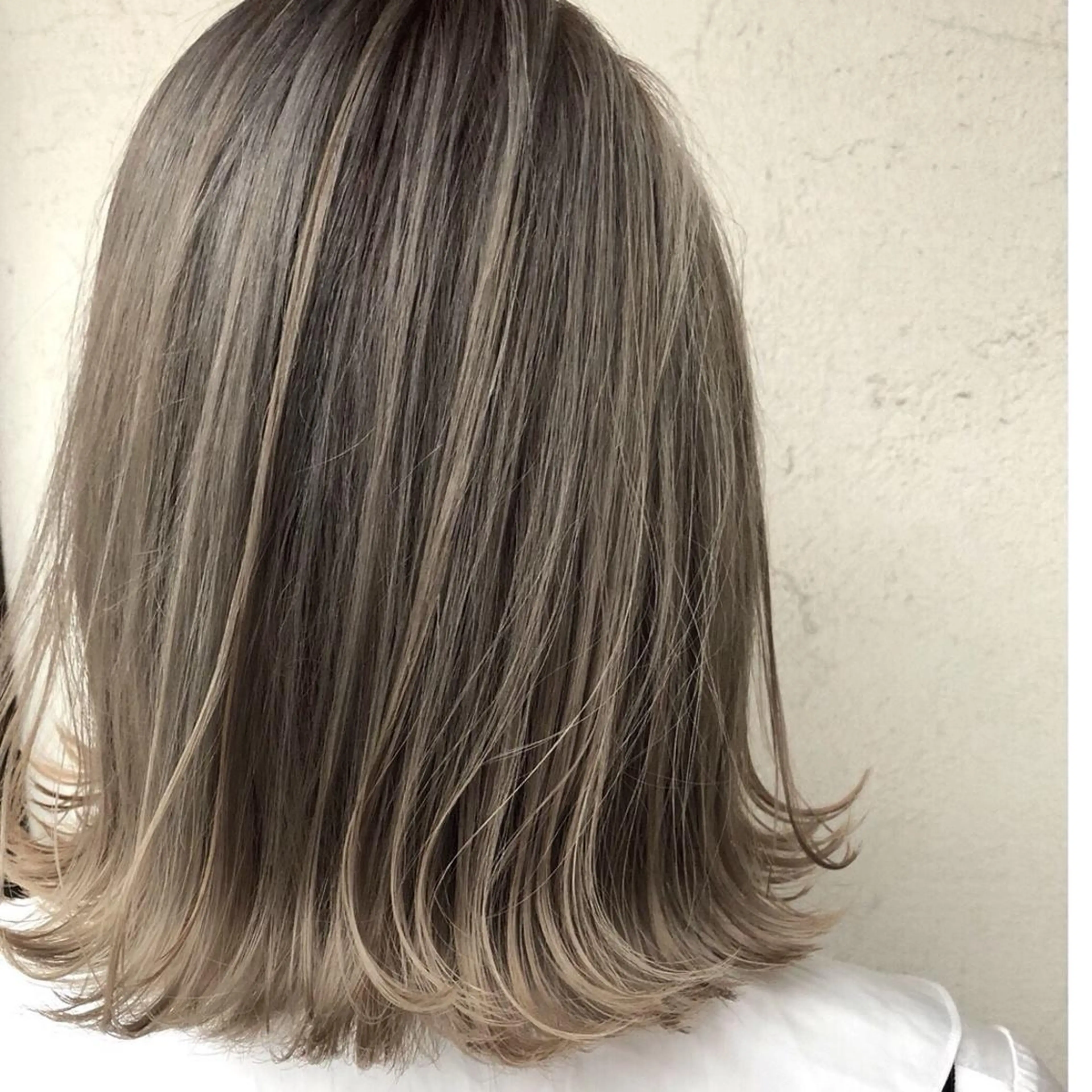 ミディアム カラー hair &eye LAWE.店長のヘアスタイル