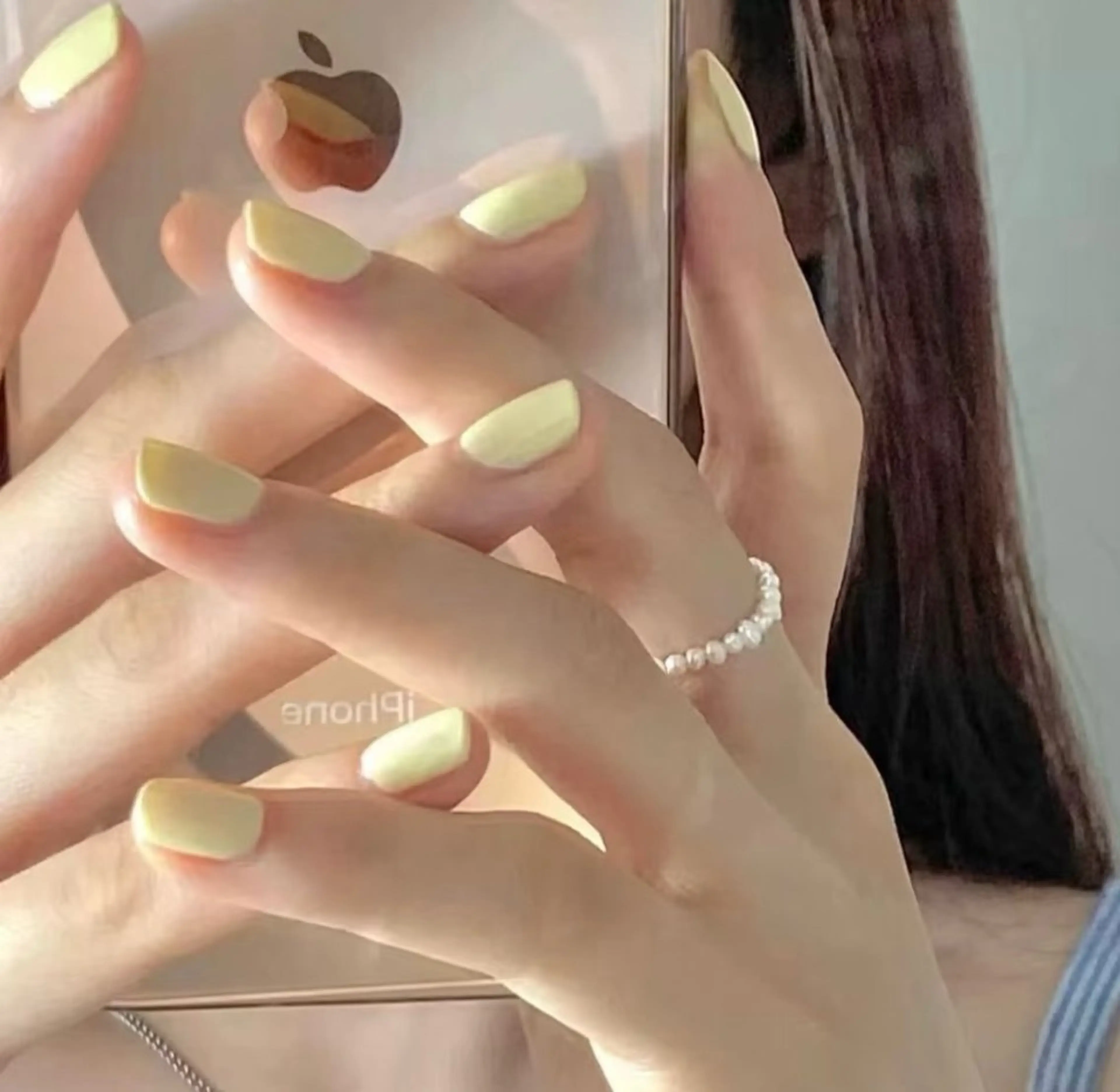 ネイル 高木 維麗絲のネイルデザイン