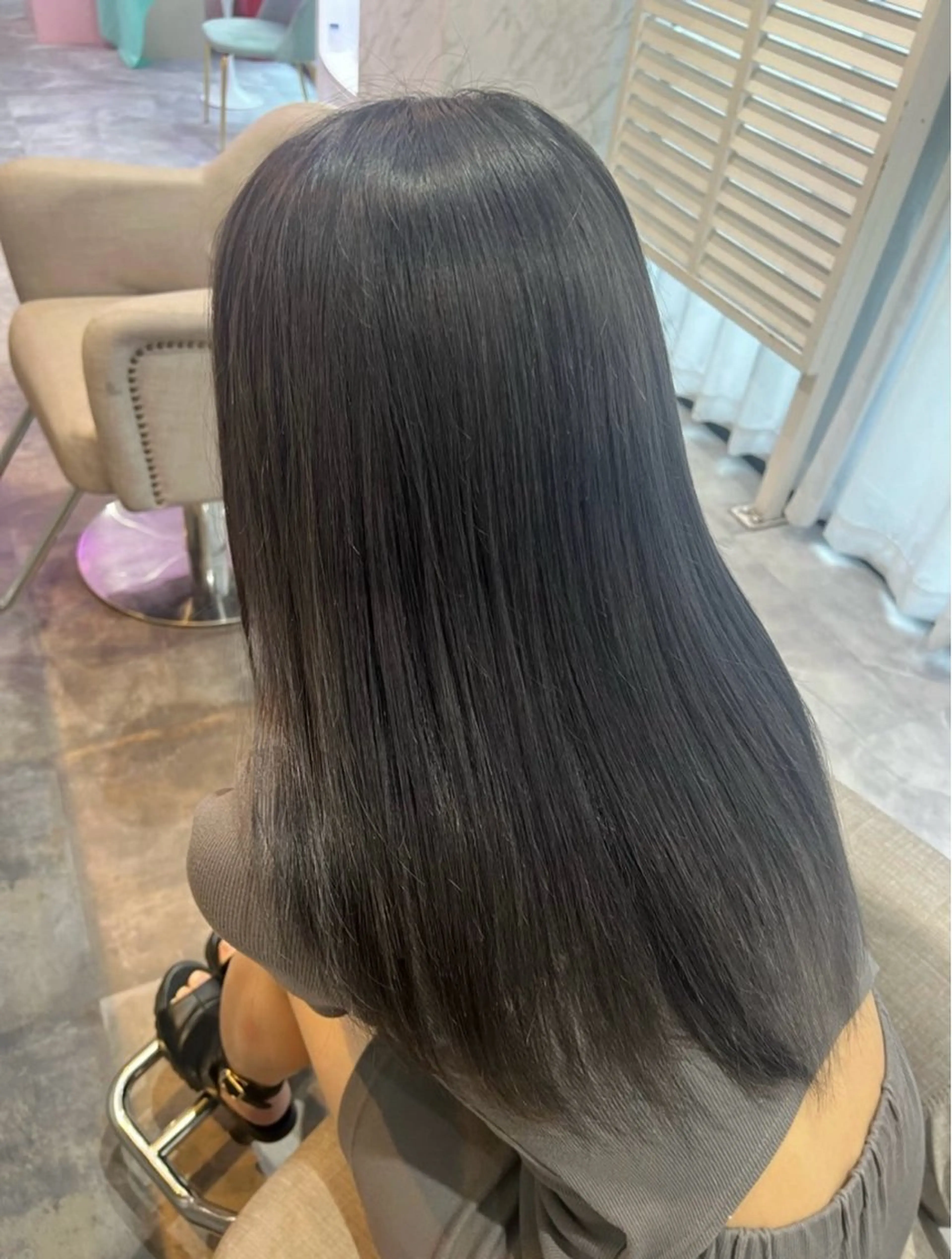 ロング カラー Maho ブリーチモデル募集中のヘアスタイル