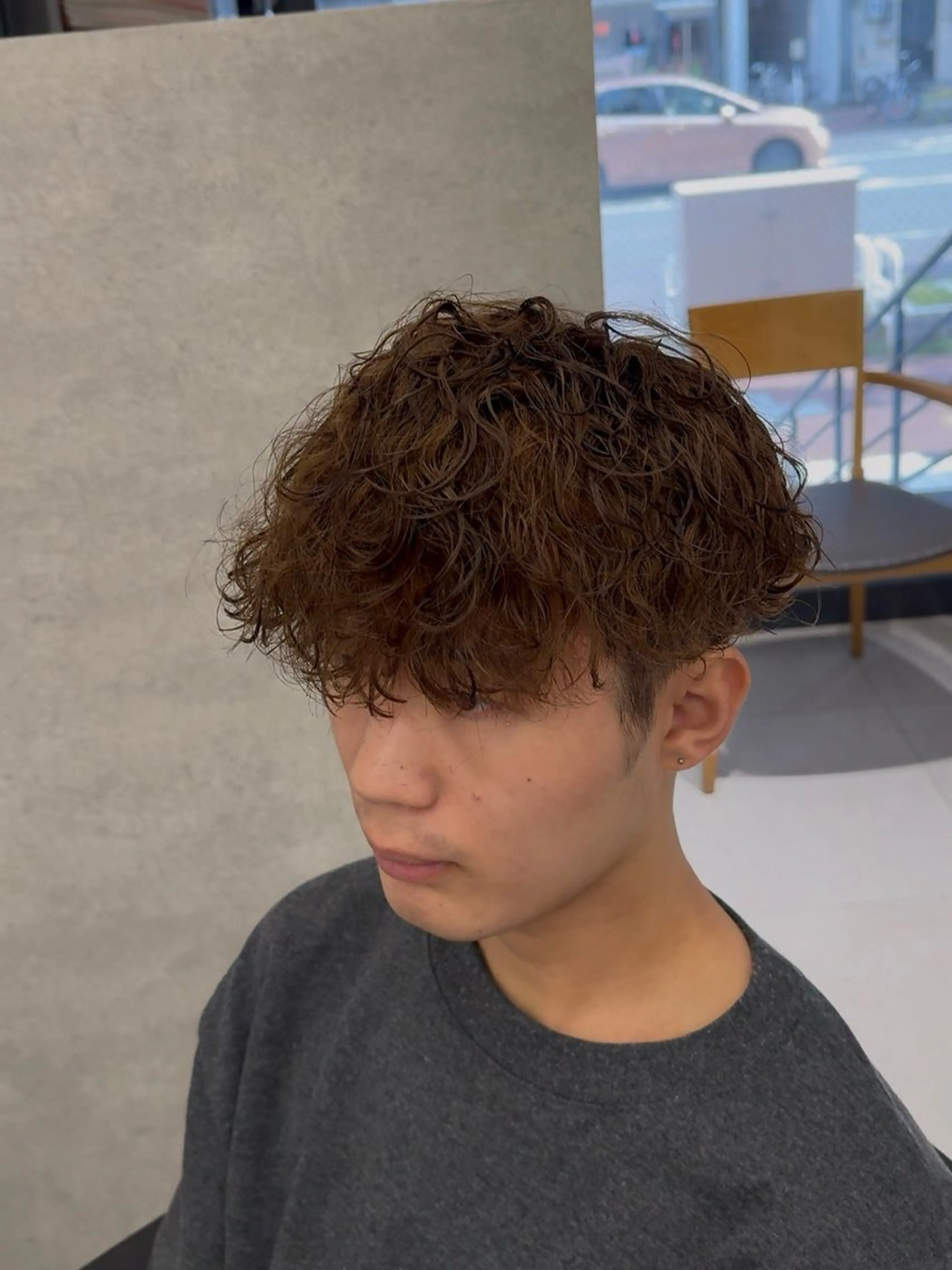 ミディアム カラー パーマ ミディアムパーマ カット ヘアカラー パーマ geep/郷田悠太/ 波巻き/スペインのヘアスタイル
