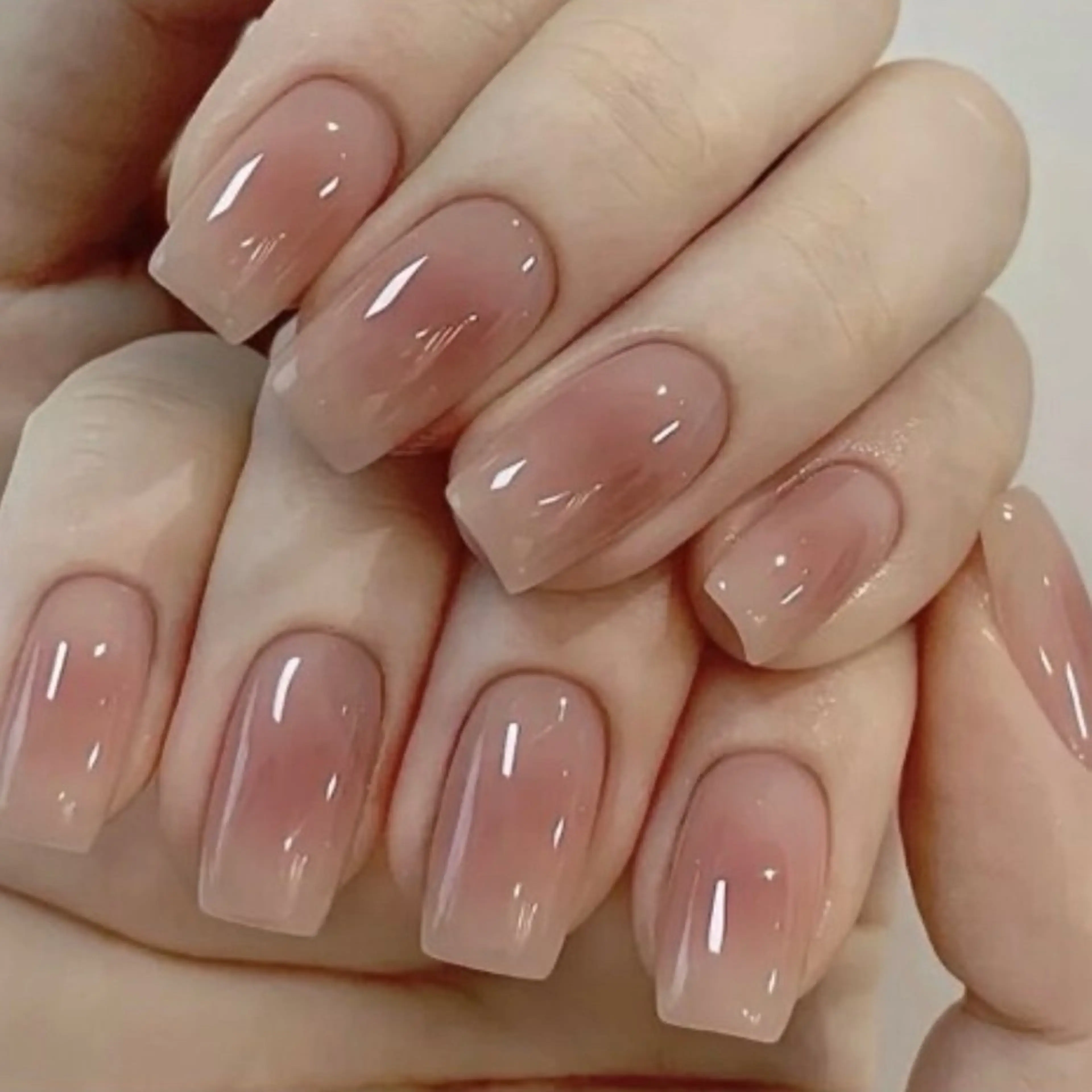 ネイル WonderShe nail salonのネイルデザイン