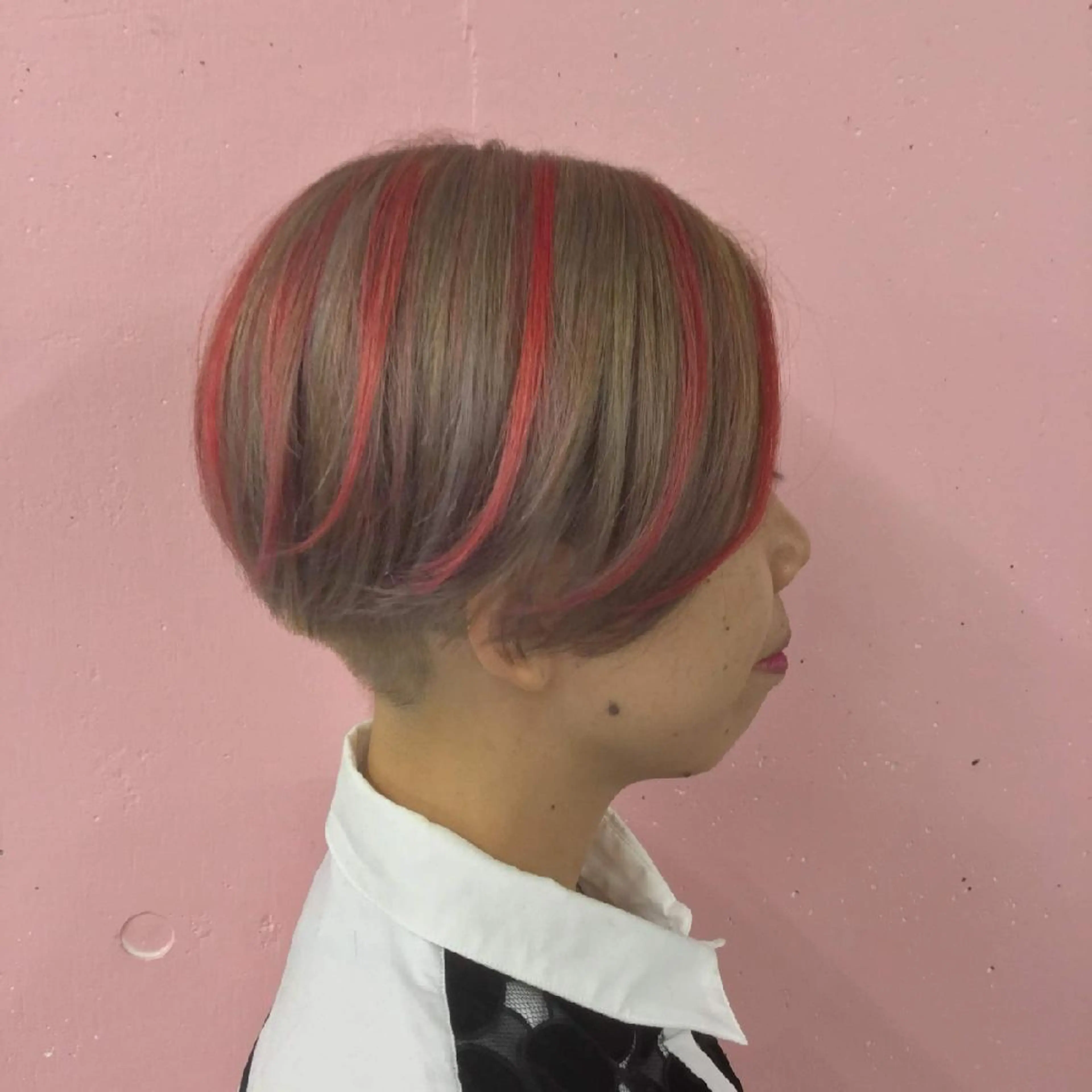 ショート カラー 艶髪サラサラカラー 🌈前原健吾のヘアスタイル