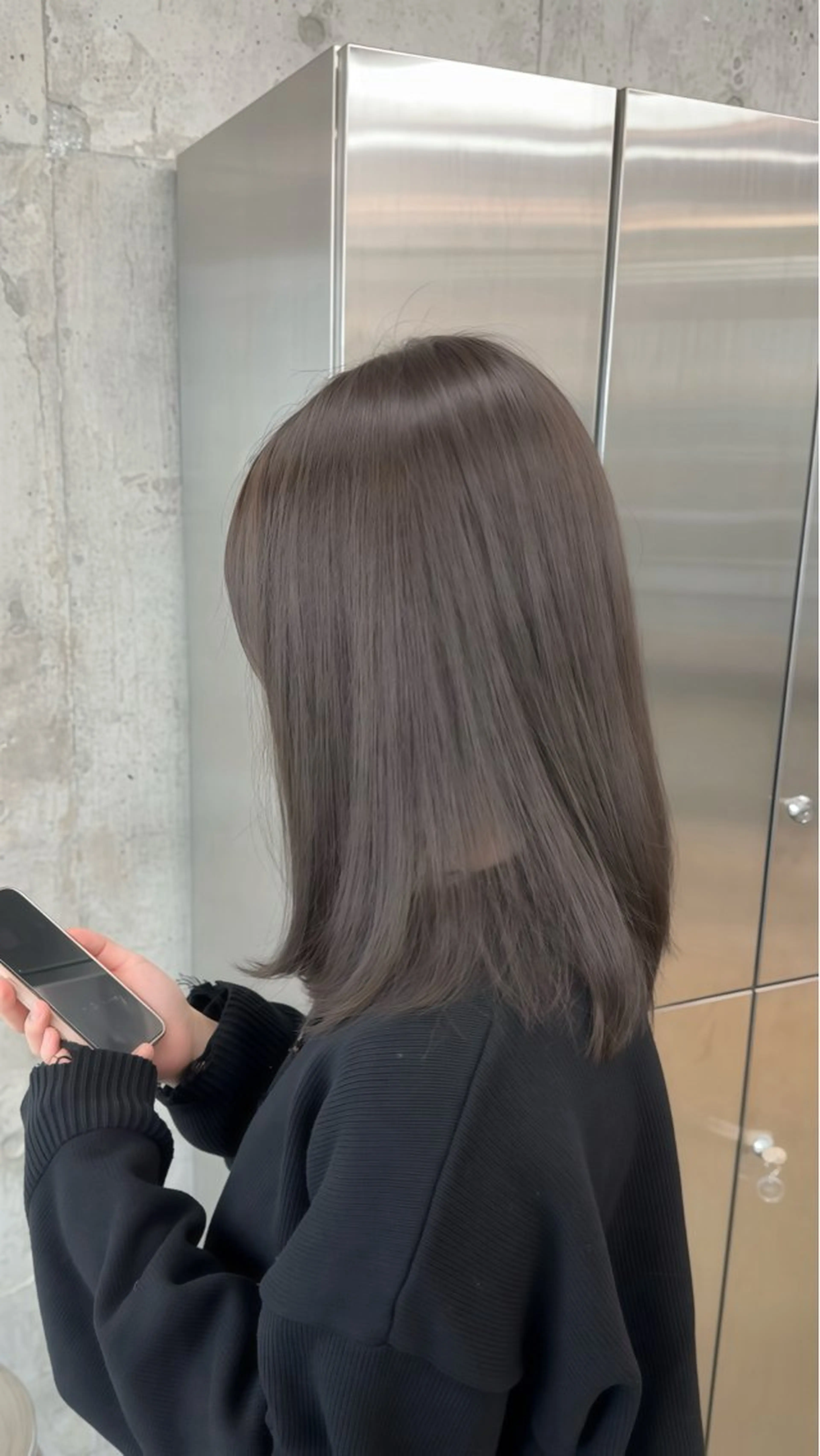 ミディアム カラー ブリーチ ブリーチなしカラー カット ヘアカラー トリートメント 高橋大樹/グレージュ 透明感/髪質改善のヘアスタイル