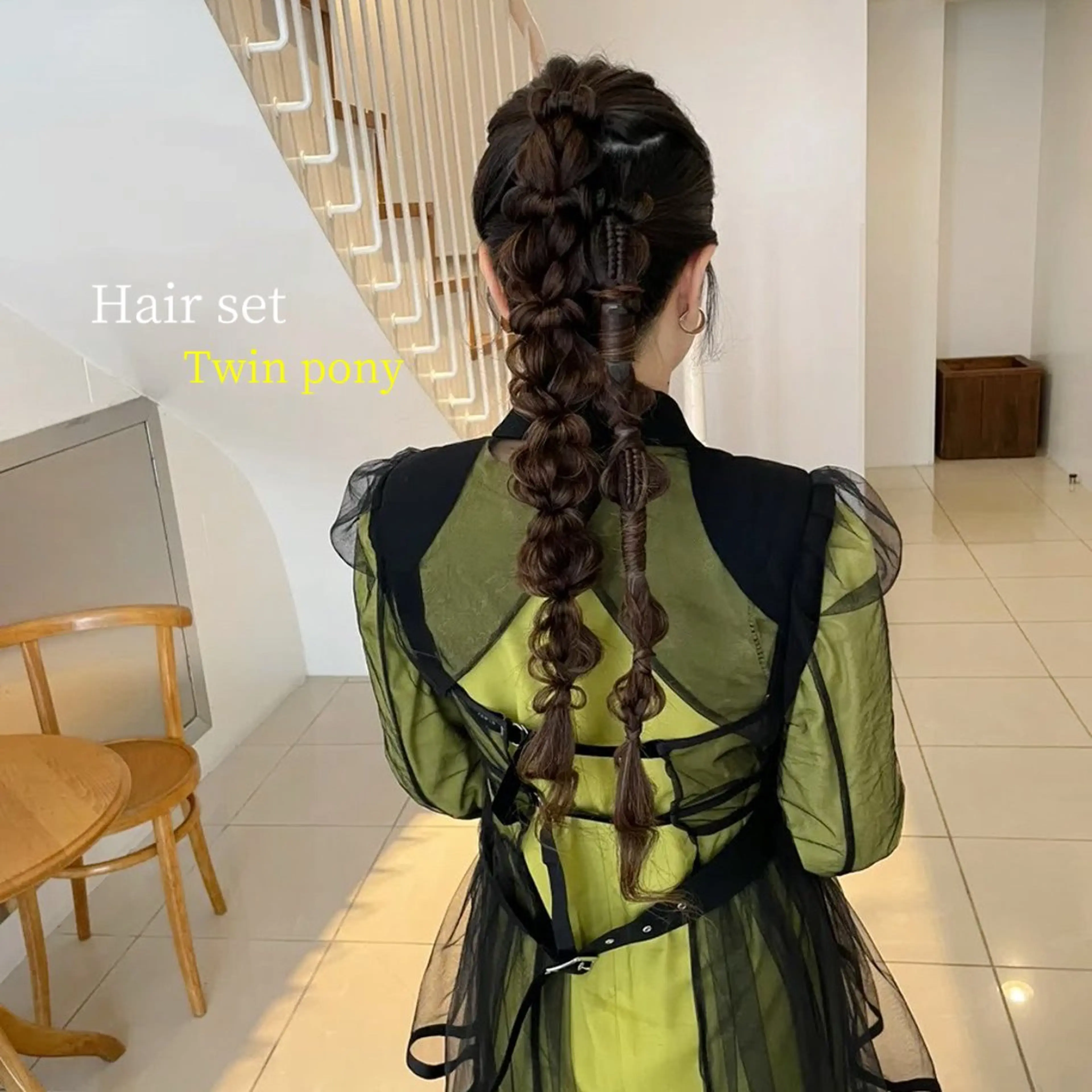 ロング カラー ヘアアレンジ ポニーテール 結婚式・ブライダル ヘアセット 透明感カラー｜セット 🩰SAKI𓂃୨୧のヘアスタイル