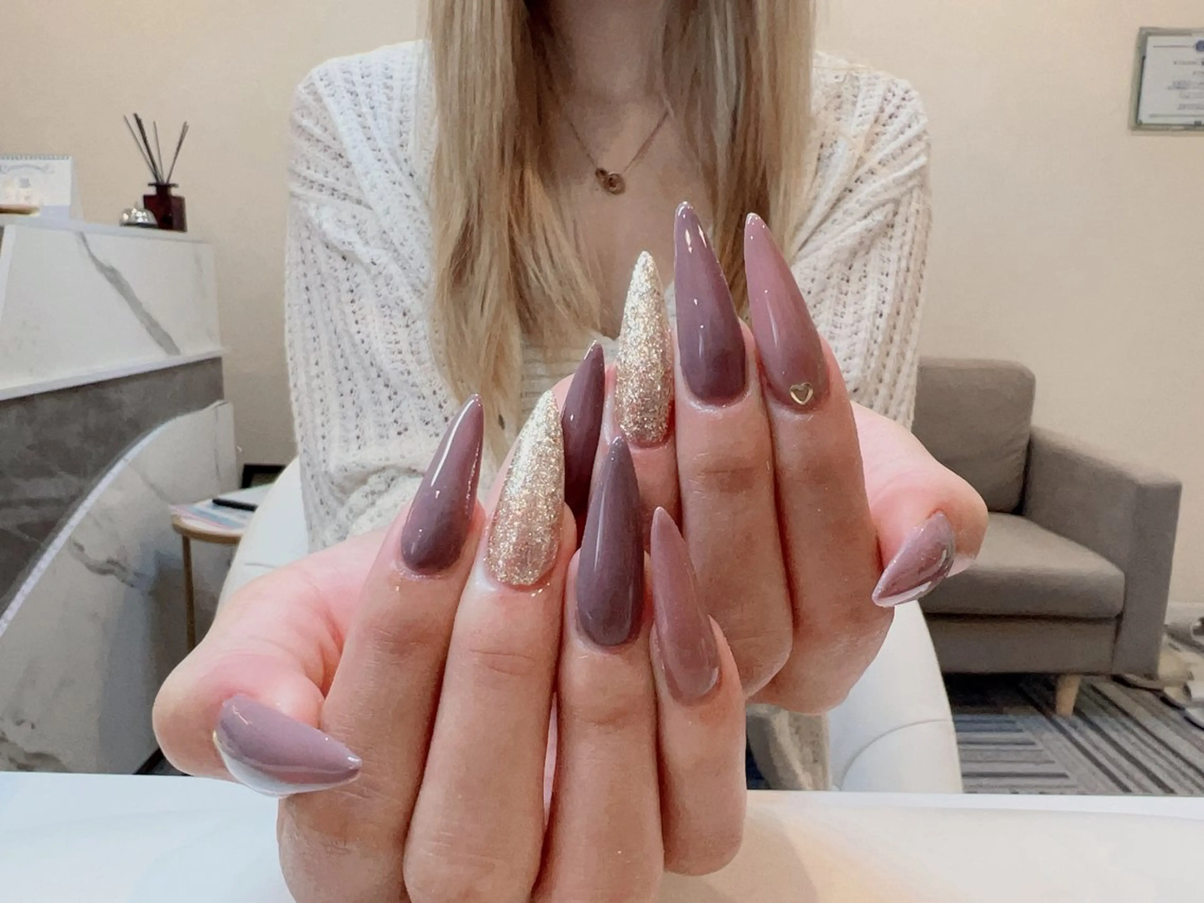 ネイル ジェルネイル ハート 韓国ネイル ニュアンスネイル パラジェル Niko nailサロンのネイルデザイン