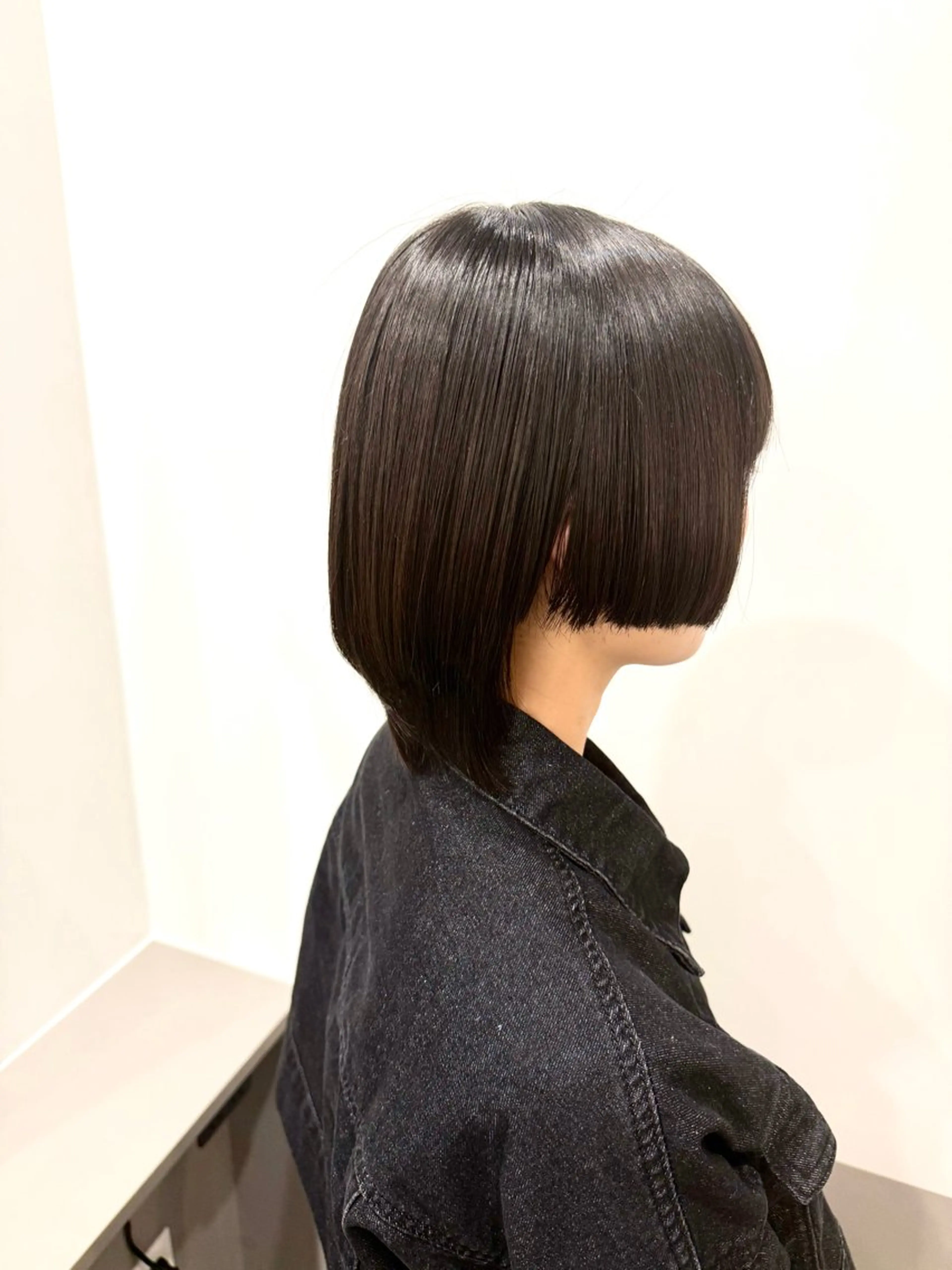 ショート ボブ 顔まわりレイヤー 顔周りカット 髪質改善 レイヤーカット dogstar 加藤翔大のヘアスタイル