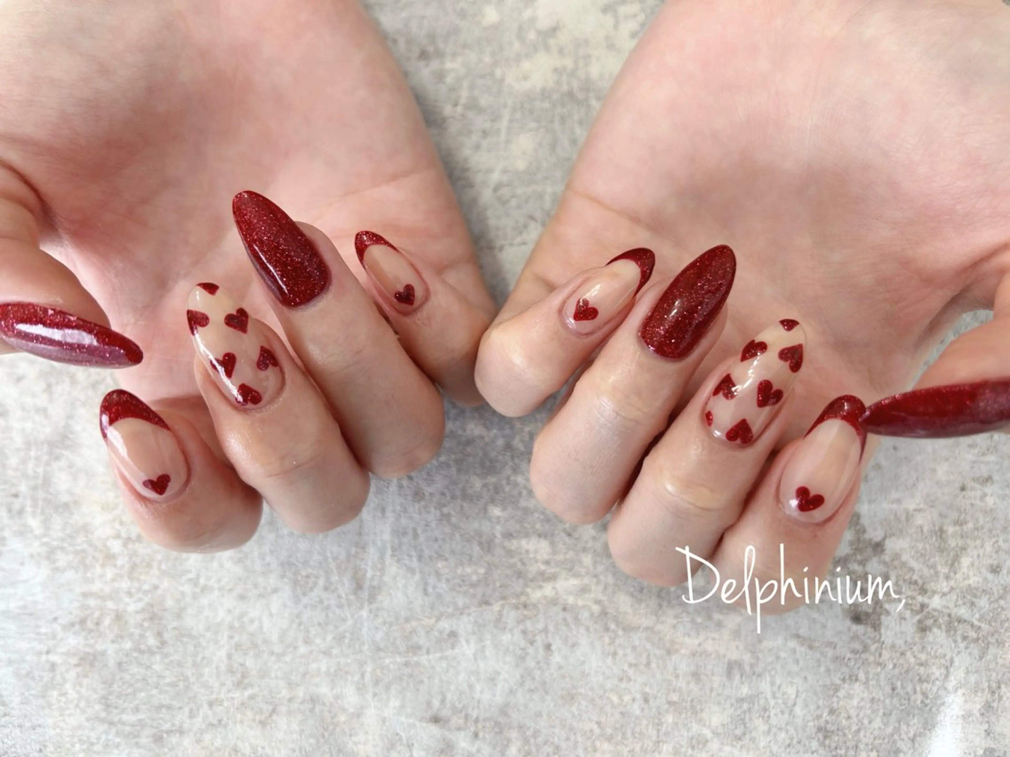 ネイル バレンタイン ハンドネイル 岡本 友恵のネイルデザイン