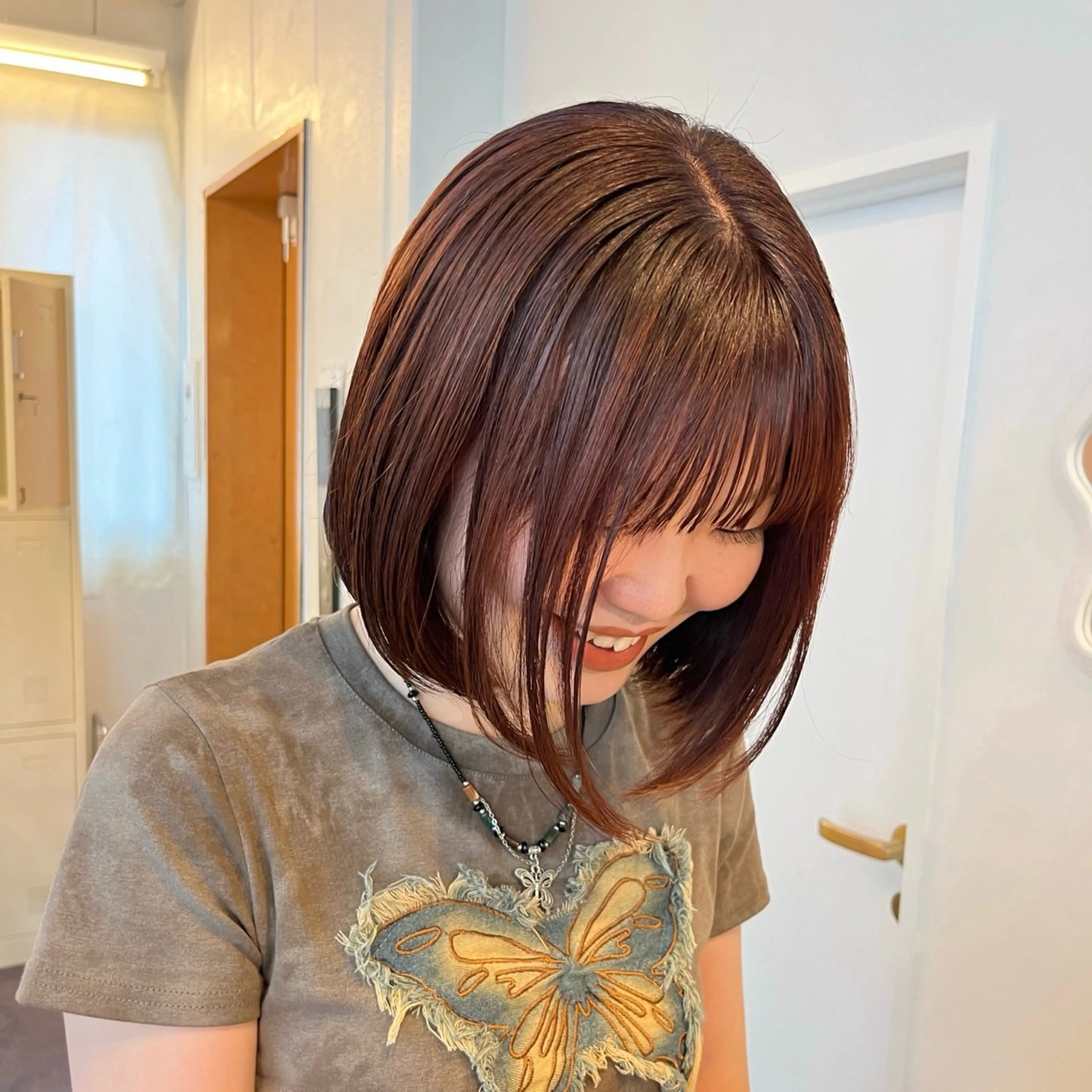 ショート ヘアカラー トリートメント 𝐲𝐮𝐮 /艶髪 /透明感カラー🌱のヘアスタイル