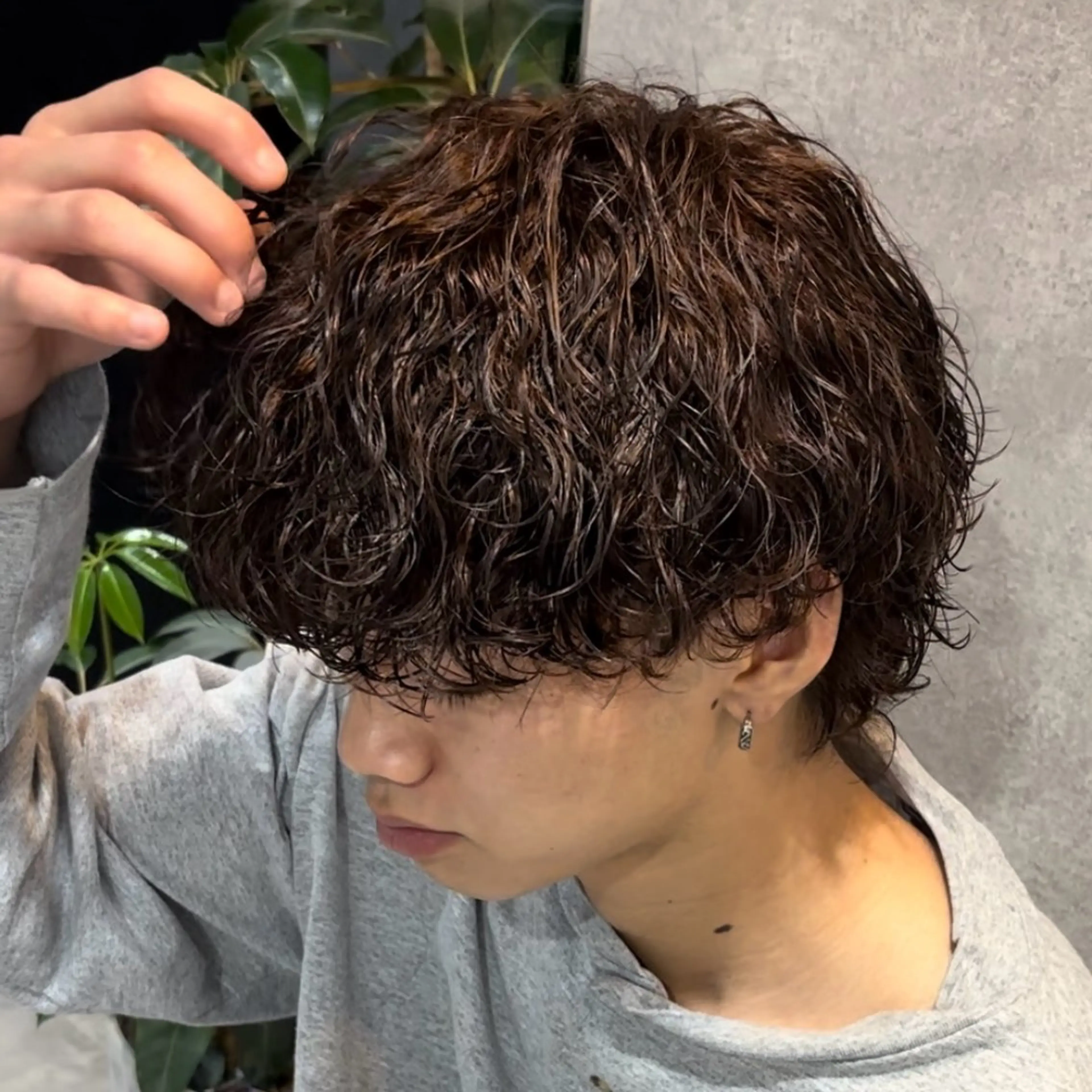 パーマ メンズ メンズパーマ カット パーマ トリートメント ヘッドスパ ヘアセット 🔥メンズカット＋ パーマの達人🔥のヘアスタイル