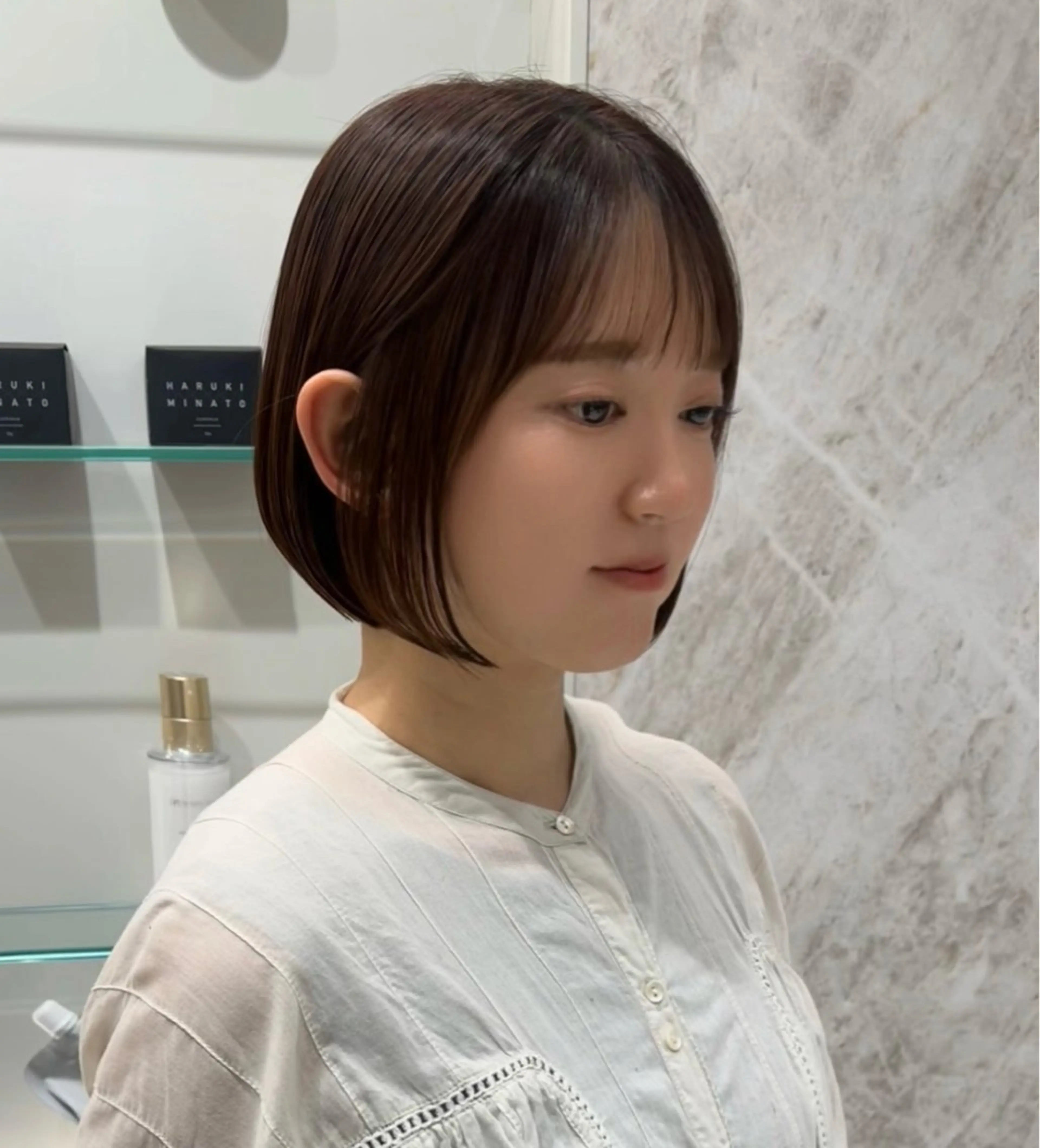 ショート ボブ 縮毛矯正 カット 縮毛矯正 HARUKI MINATO japan HIROSHIMA所属・轟 千夏のヘアスタイル