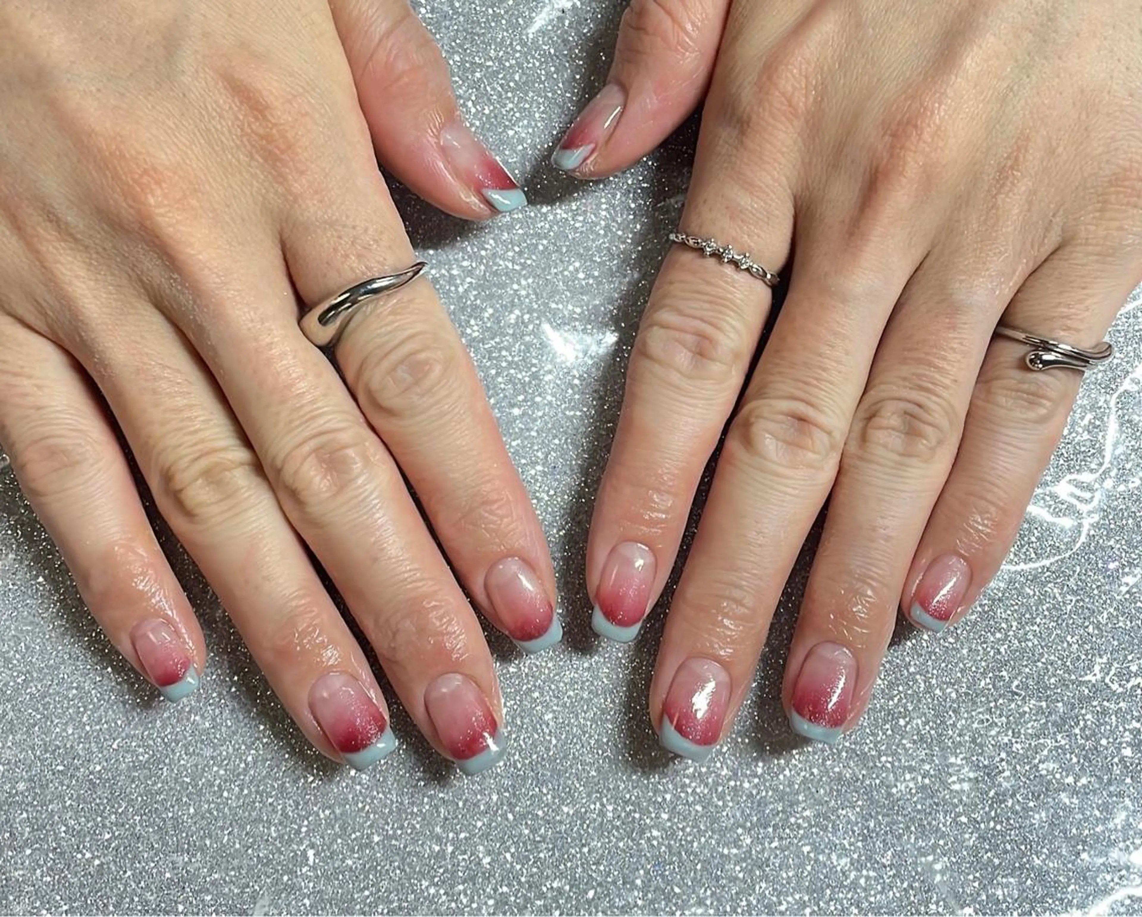 ネイル ハンドネイル VIERU 🌈🎀💖のネイルデザイン