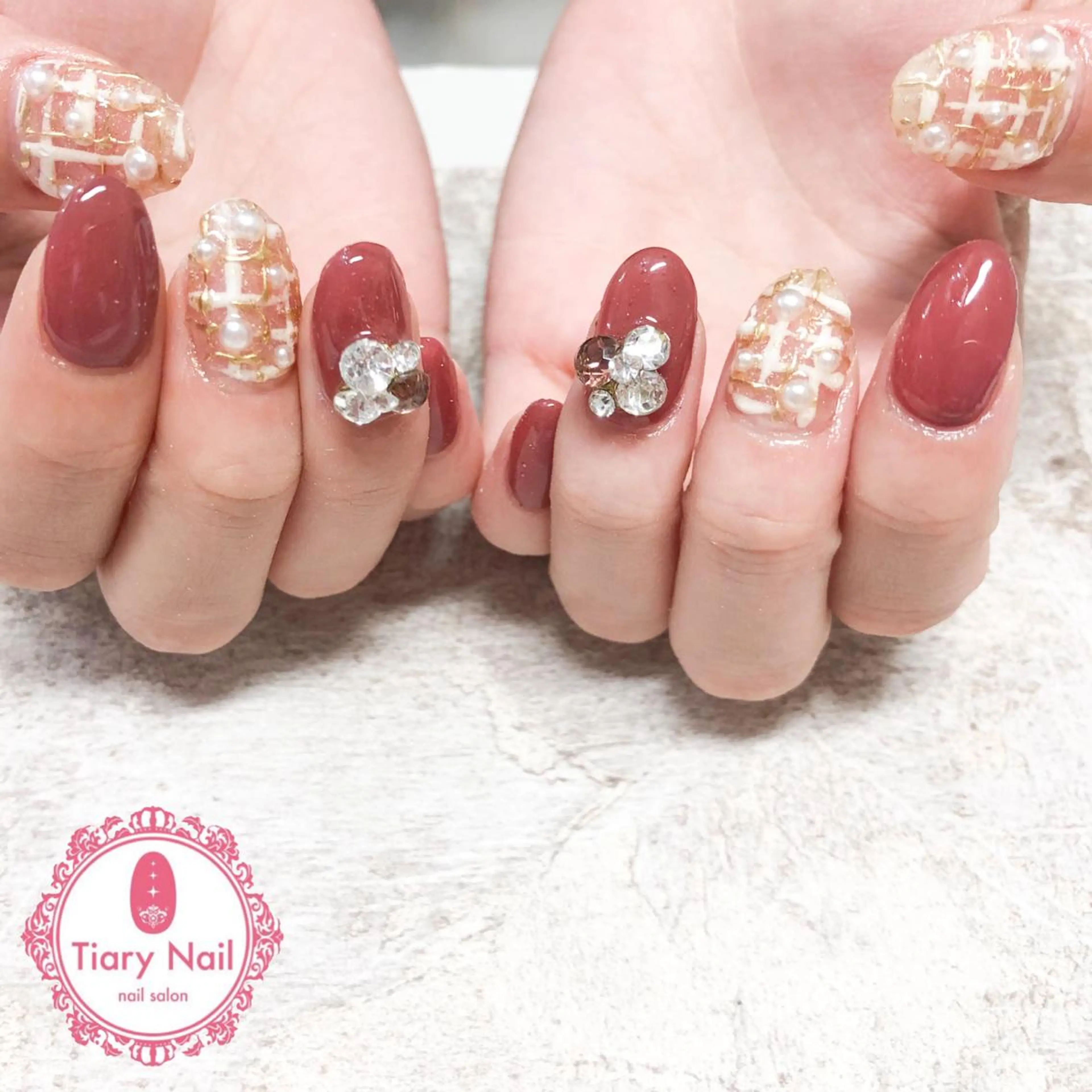 ネイル tiarynail K K🐼のネイルデザイン