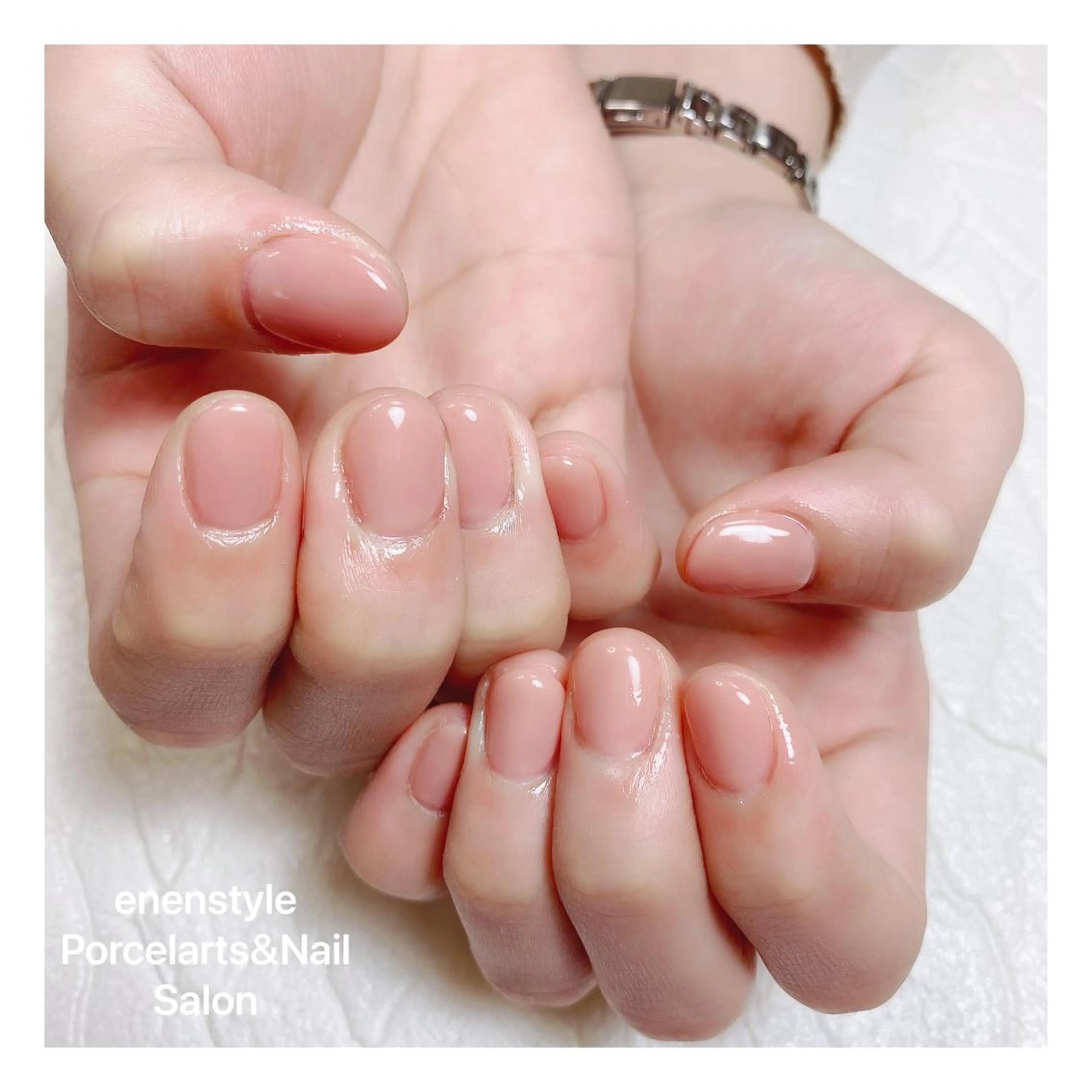 ショート ネイル 👑enen style👑のネイルデザイン