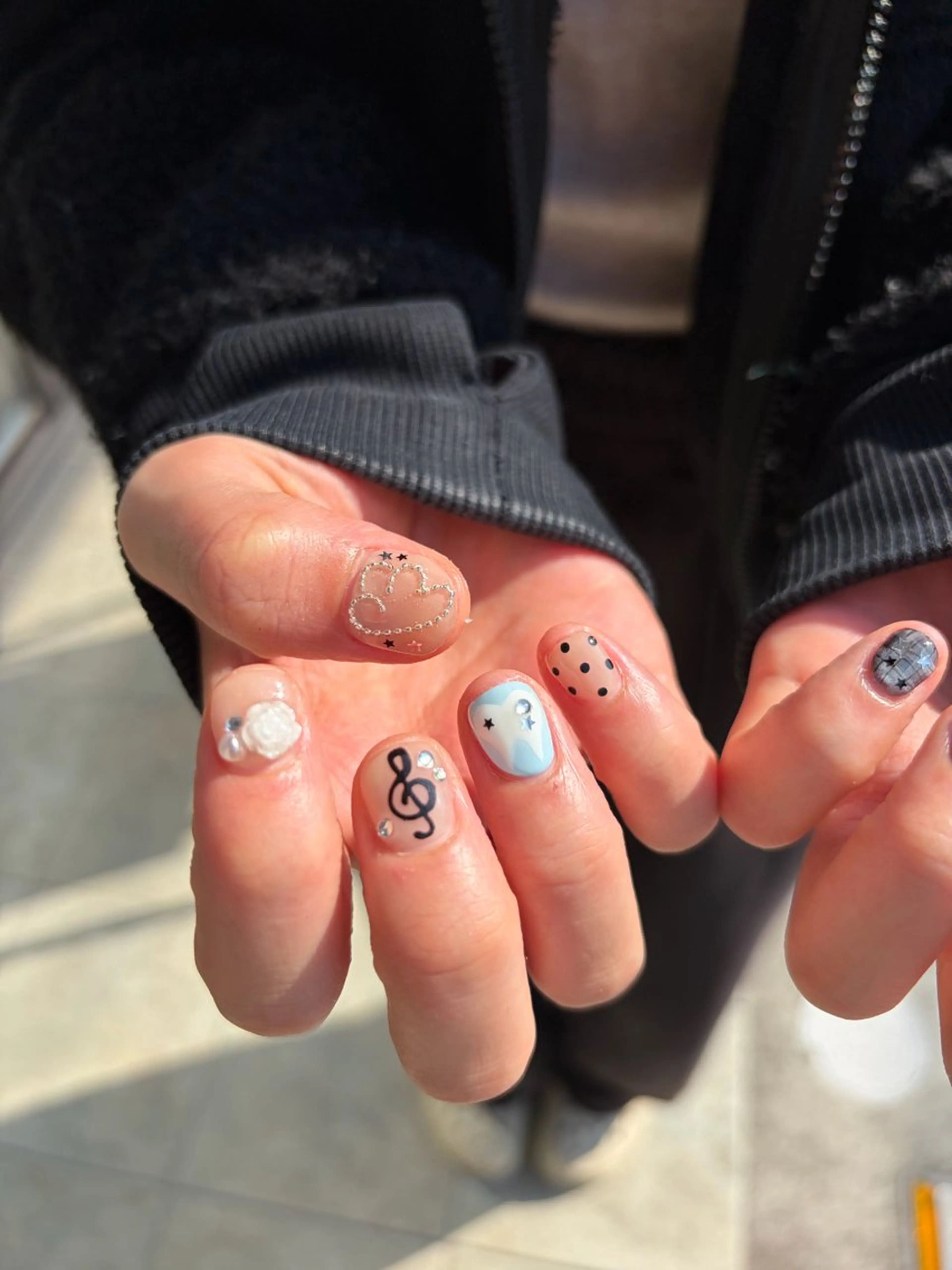 ネイル ハンドネイル elen南越谷 Rina𖥔⋱のネイルデザイン