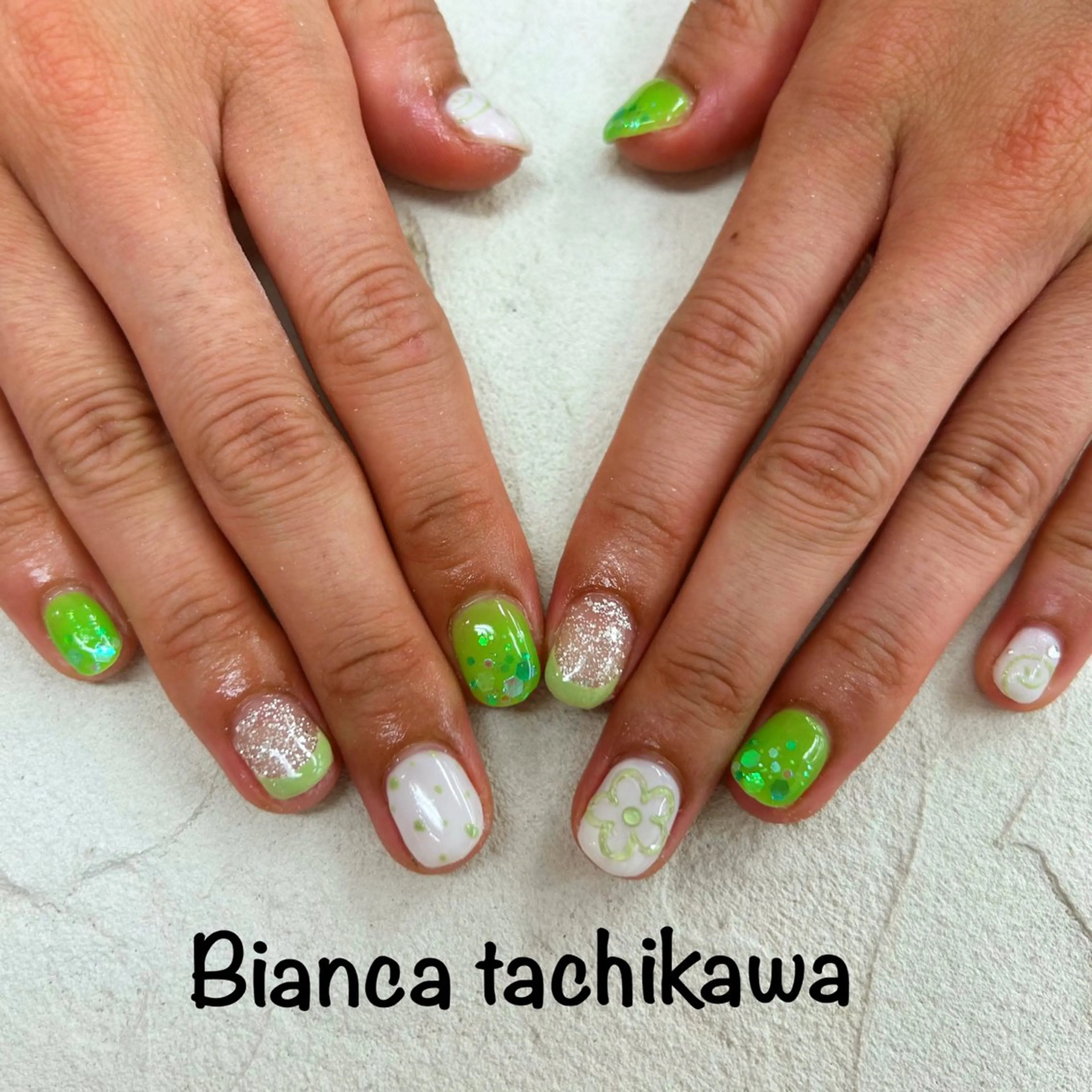 ネイル Bianca 立川店 小川のネイルデザイン