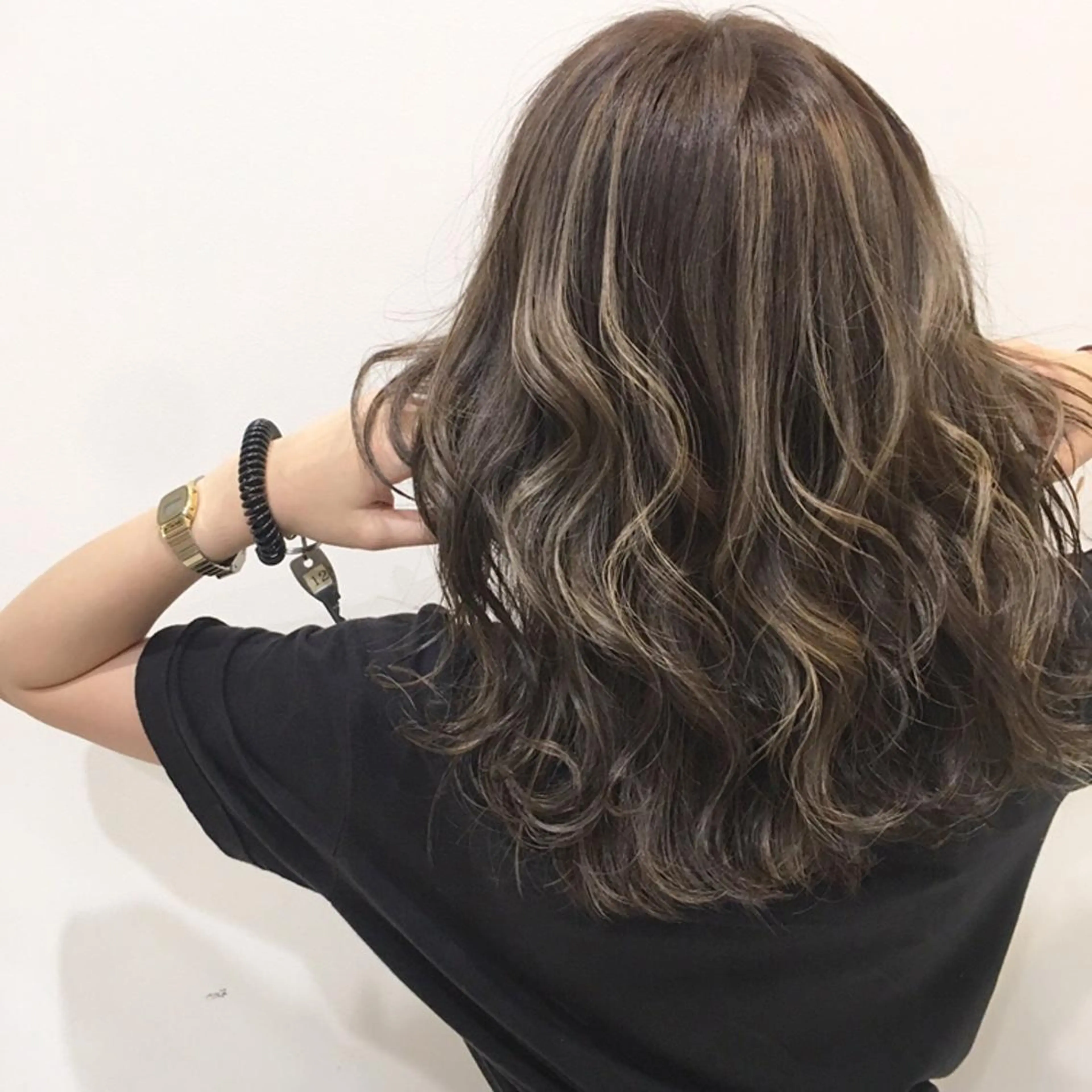 セミロング ✨ハイトーン✨ 濱田知孝のヘアスタイル