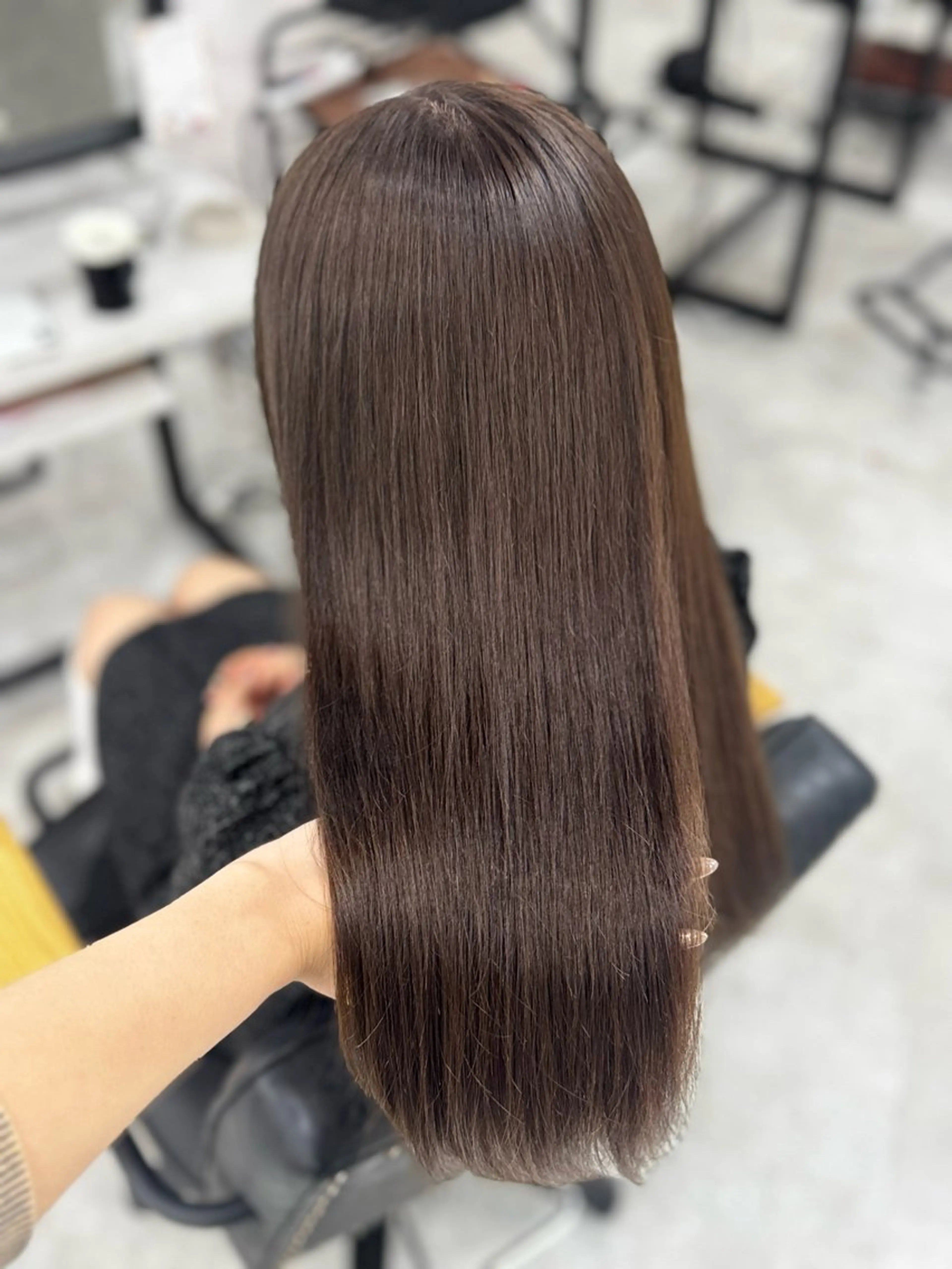 ロング カラー ブラウンカラー ショコラブラウン 透明感カラー ヘアカラー トリートメント 赤み無し柔らかカラー 【梅田】madokaのヘアスタイル