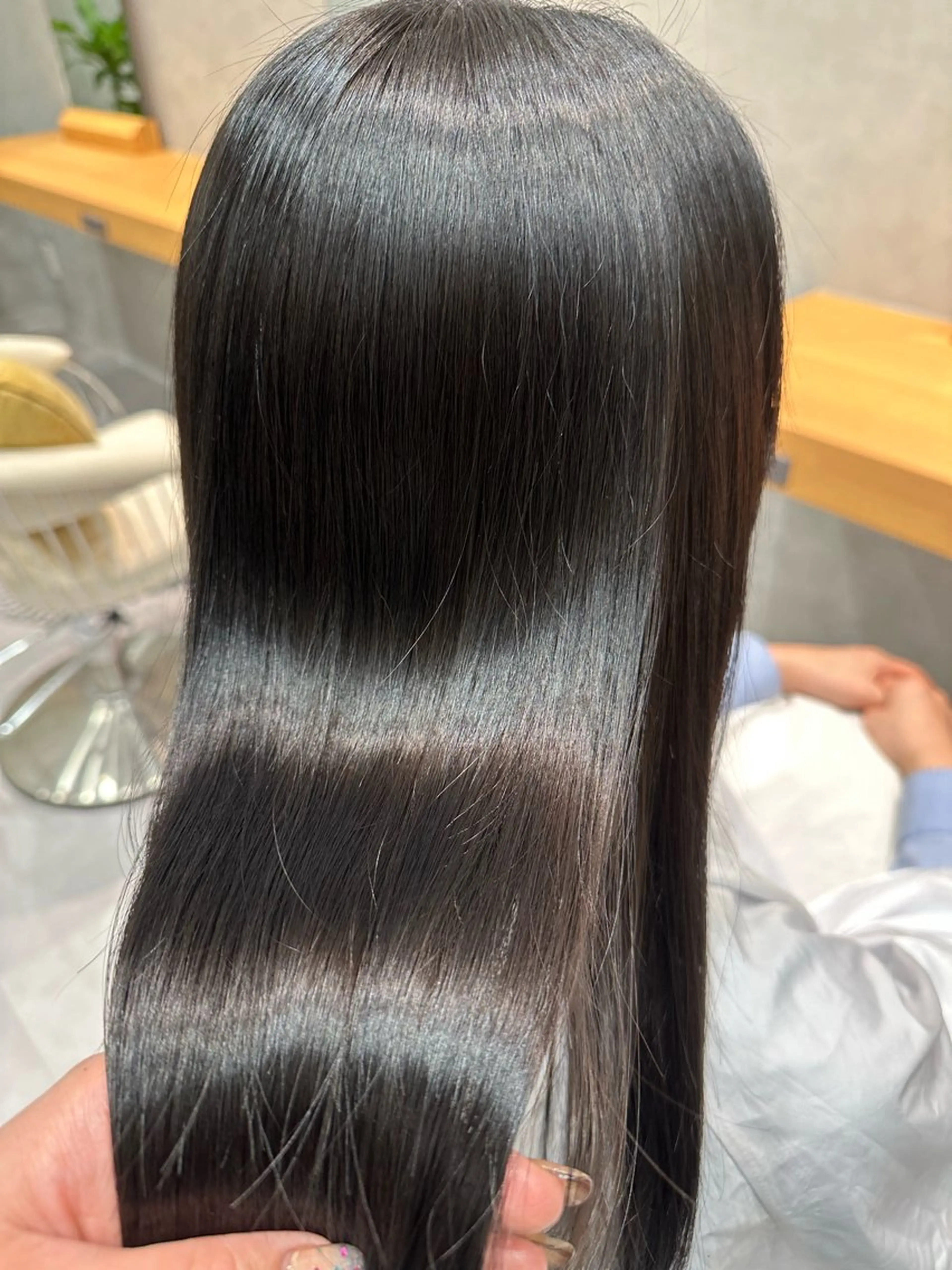 ロング 森 沙織のヘアスタイル