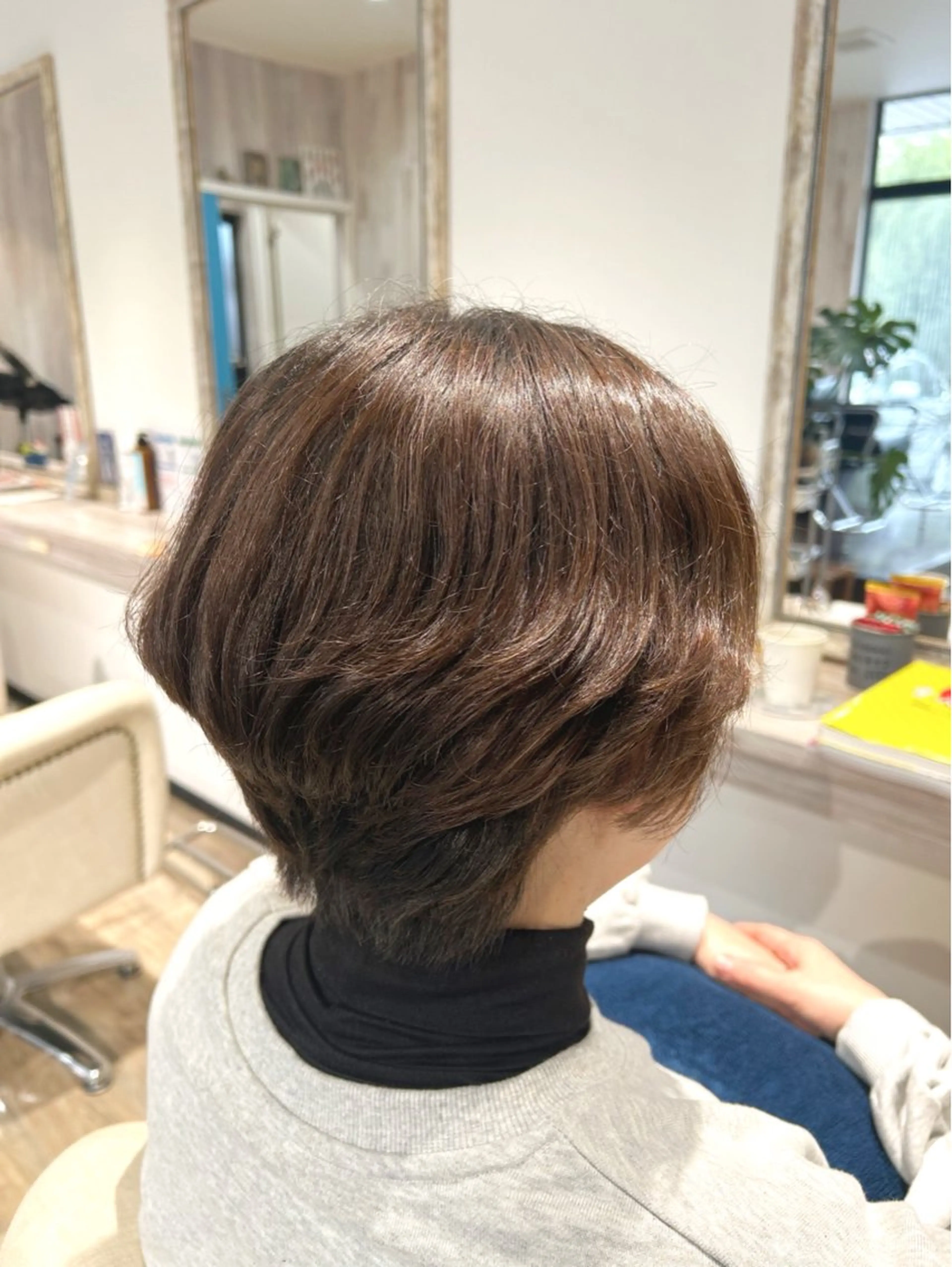 ショート 水口 琴絵のヘアスタイル
