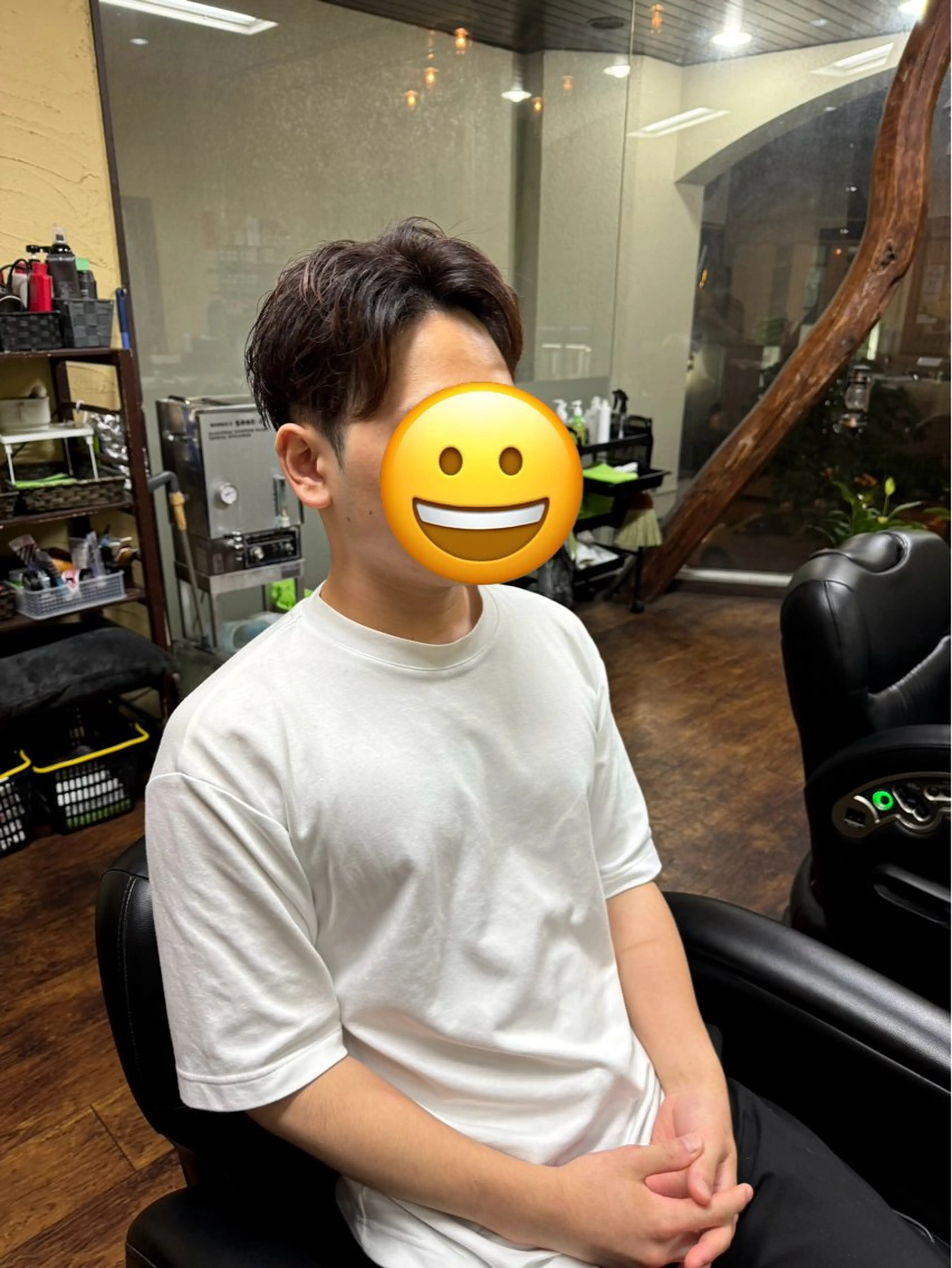ショート メンズ ツーブロック カット 中島 視温のヘアスタイル