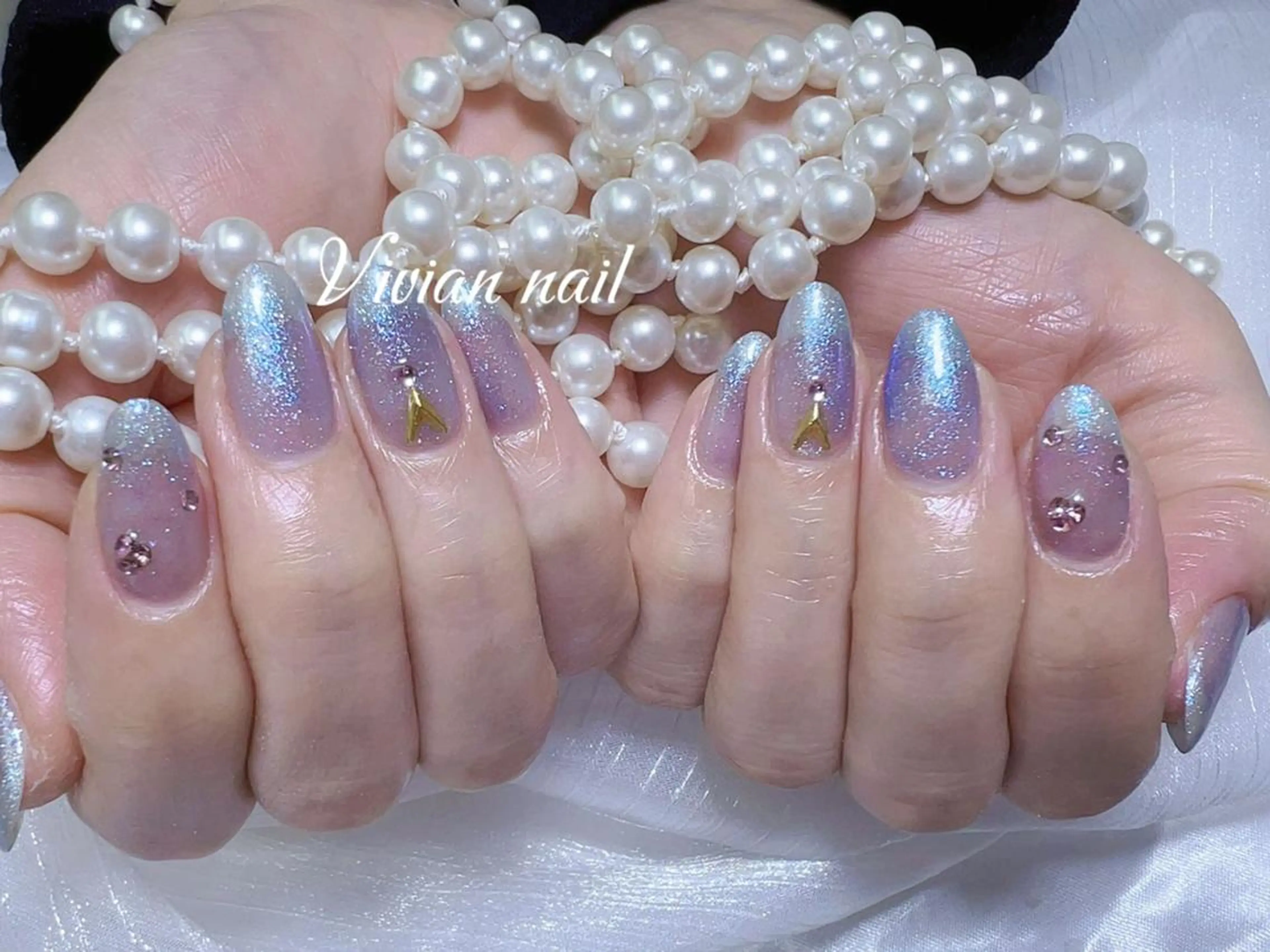 ネイル VIVIAN リサのネイルデザイン