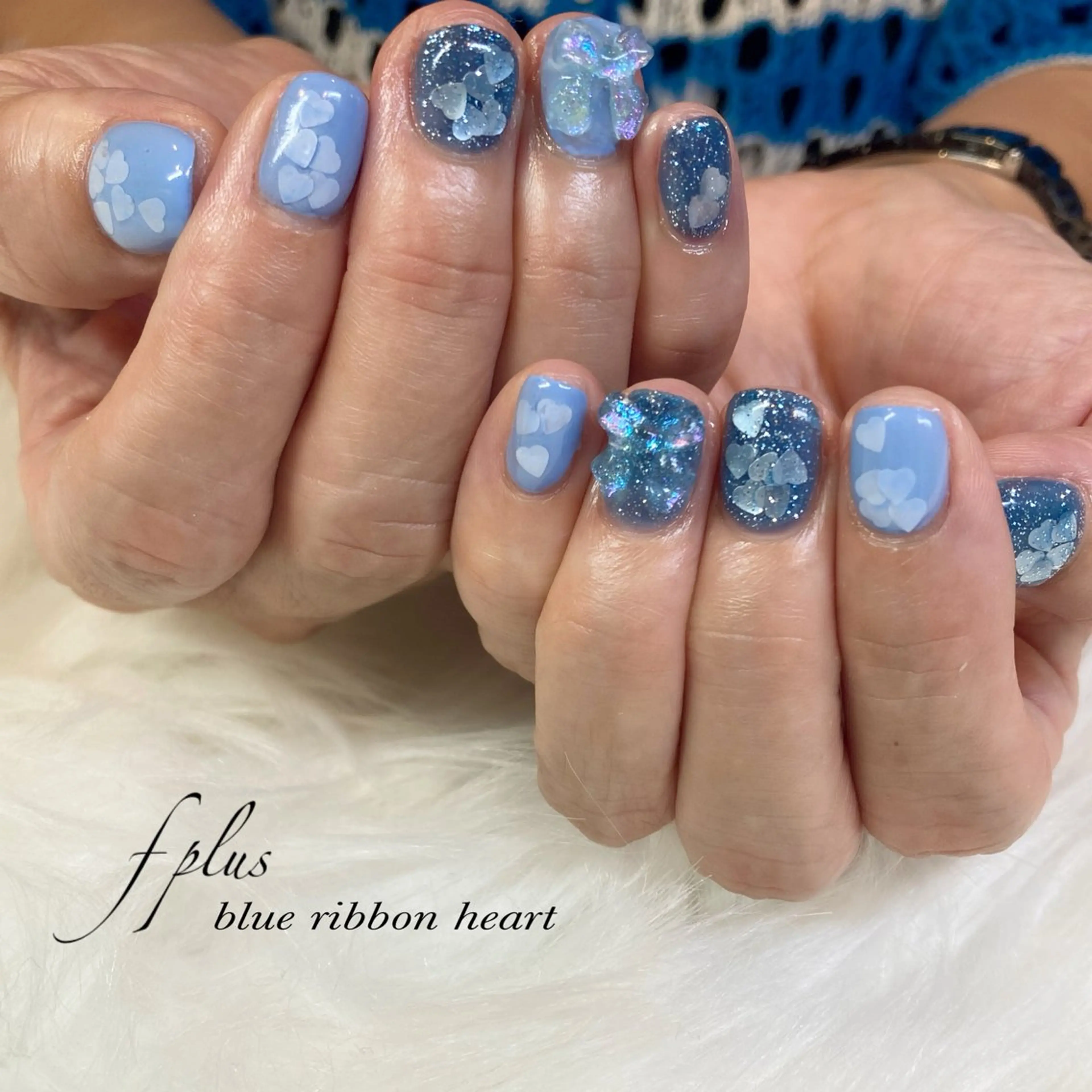 ネイル ブルー ハート リボン ハンドネイル kanako nail🌷のネイルデザイン