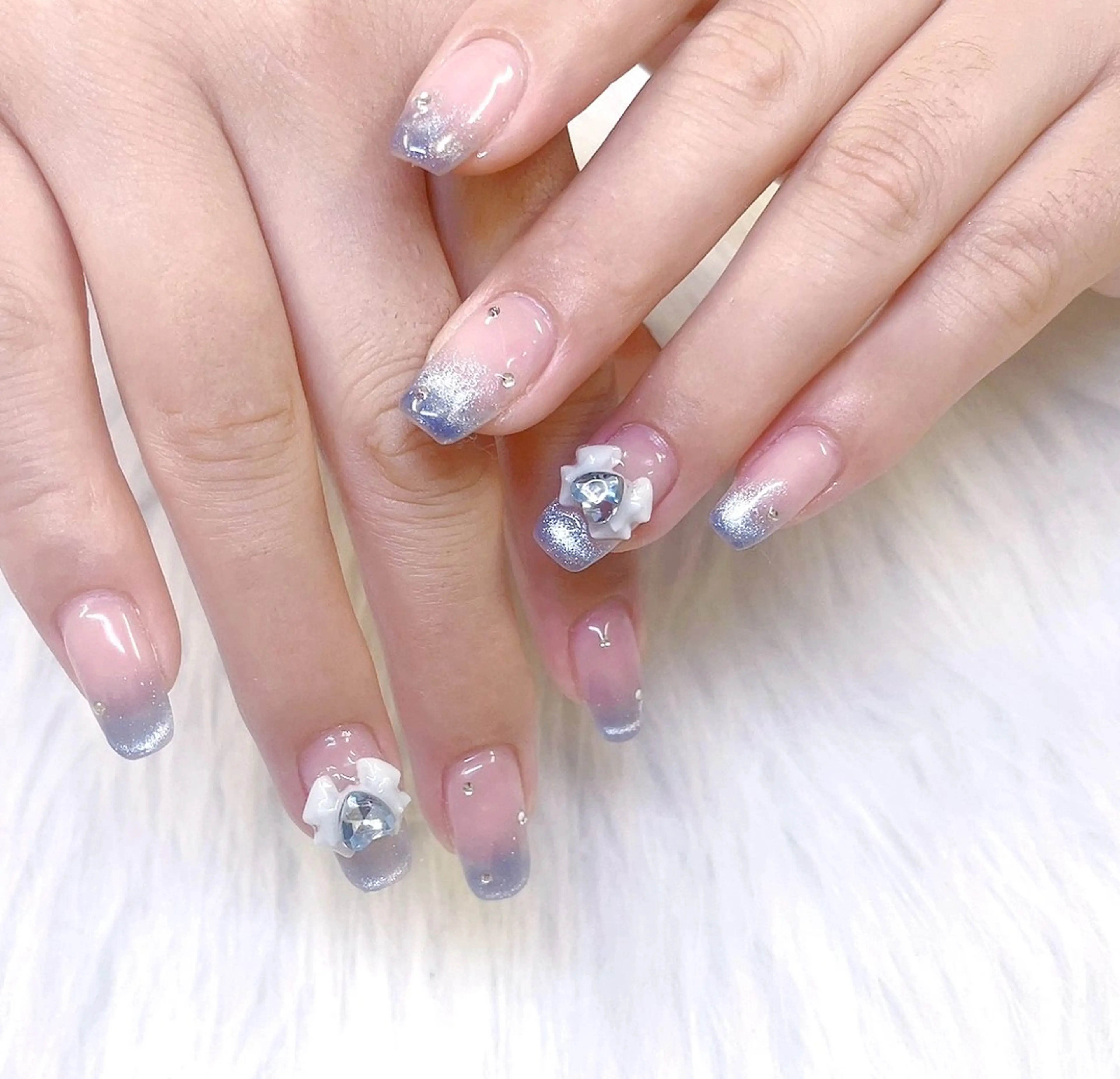 ネイル ハンドネイル ハンドケア queen nailのネイルデザイン