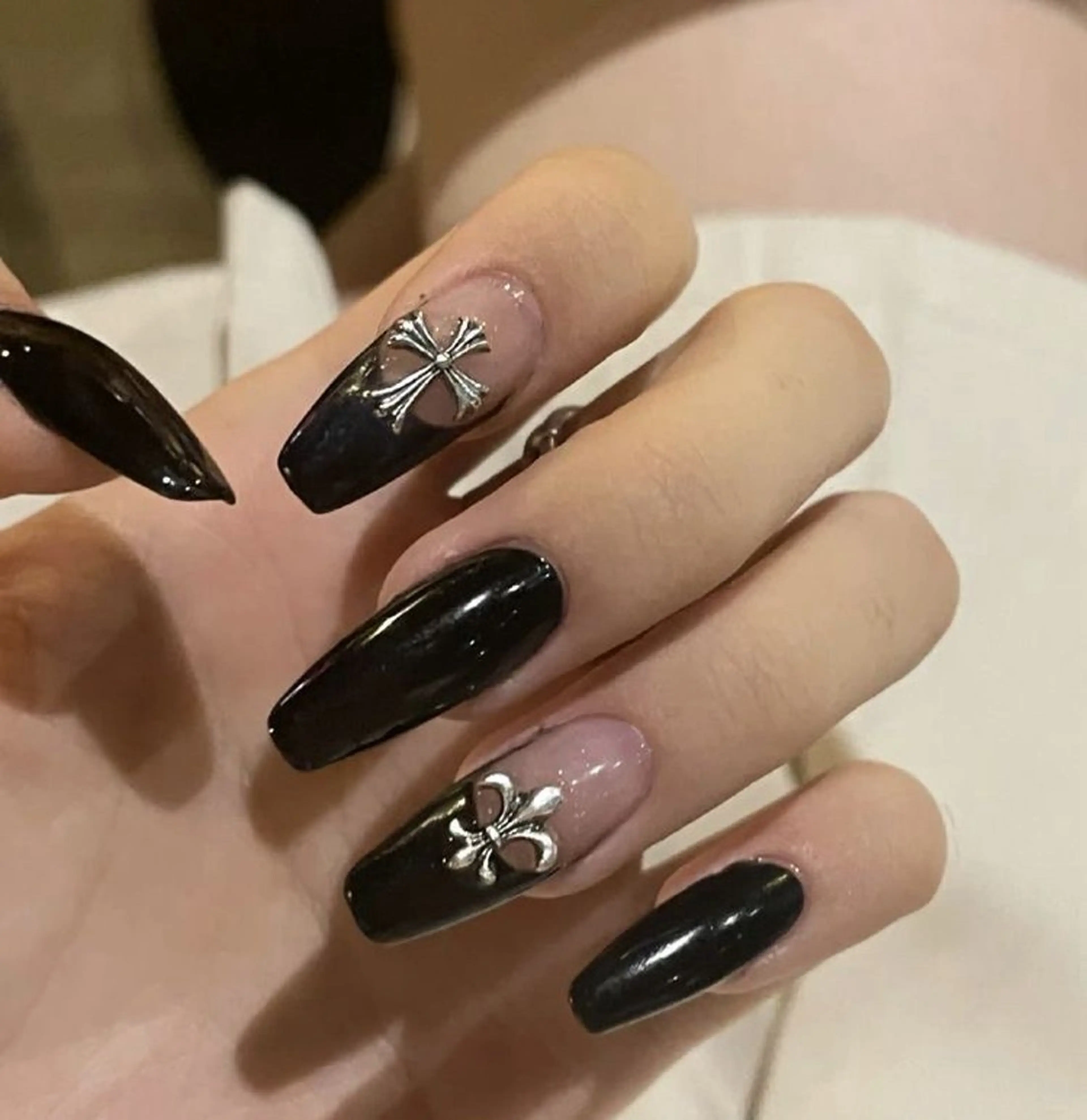 カラー グラデーションカラー ハンドネイル AIN Nailのネイルデザイン