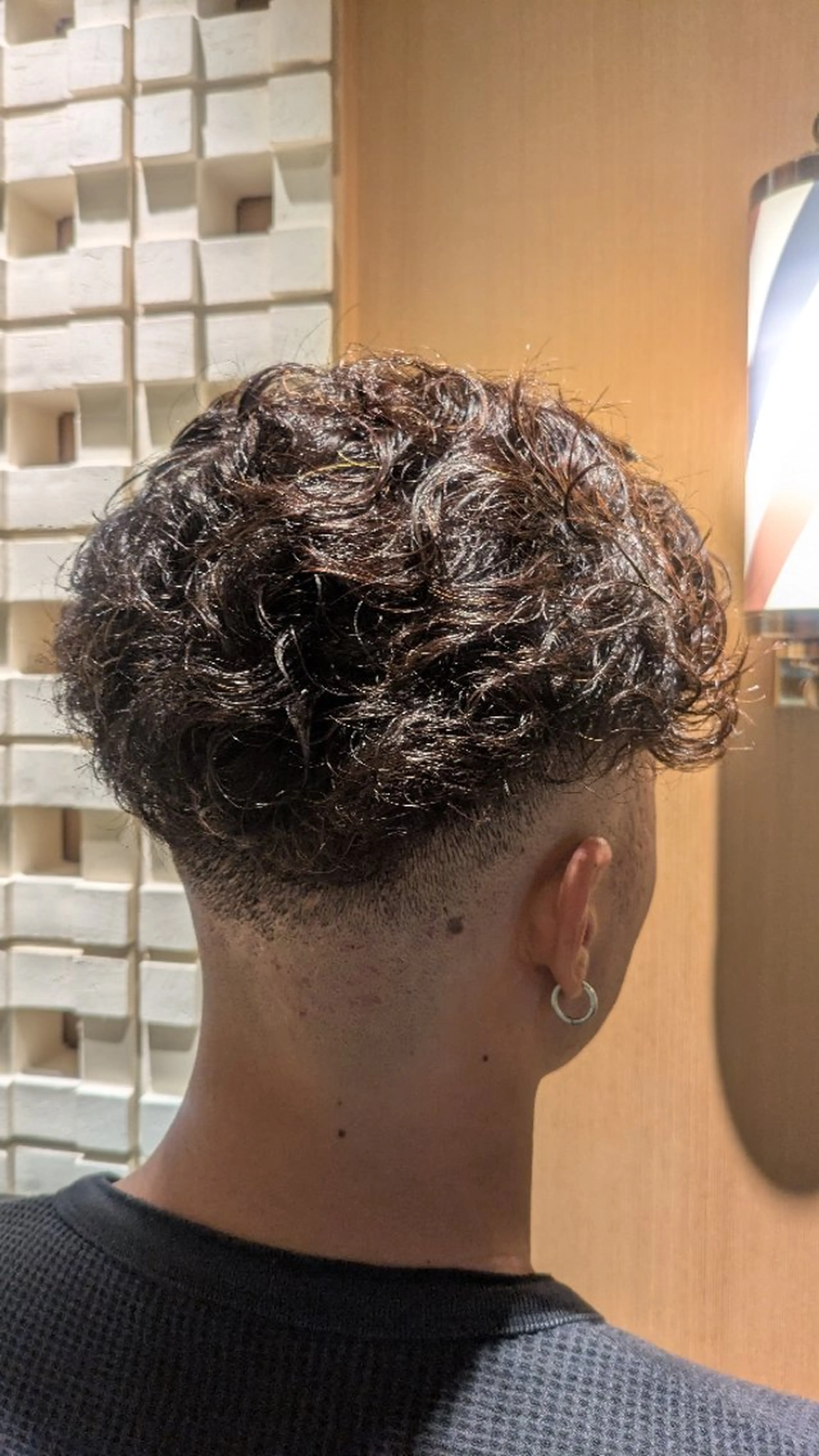 ミディアム パーマ 髙司 哲伸のヘアスタイル