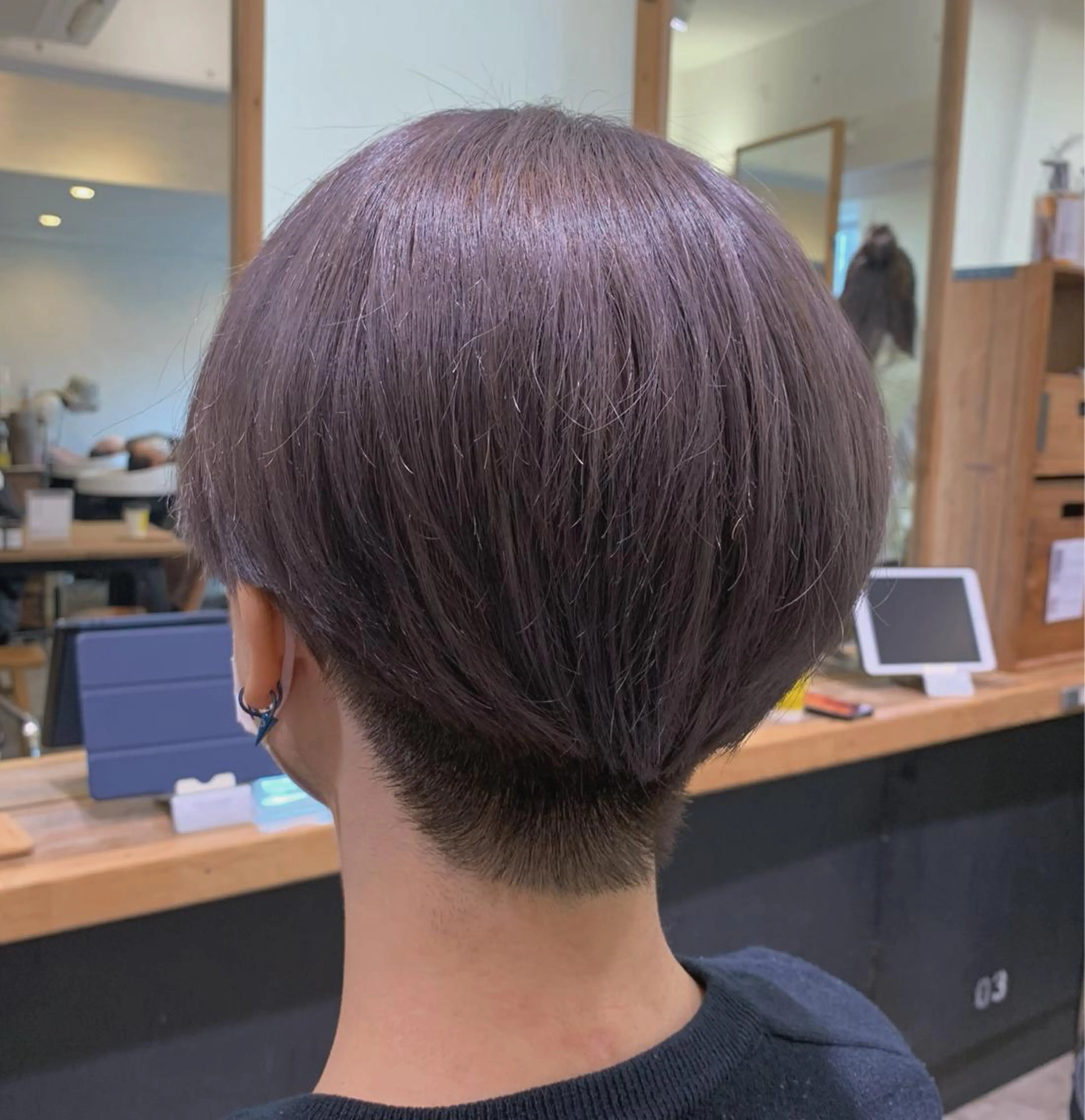 ショート カラー ブリーチ ヘアカラー トリートメント ノグチ ナツコのヘアスタイル