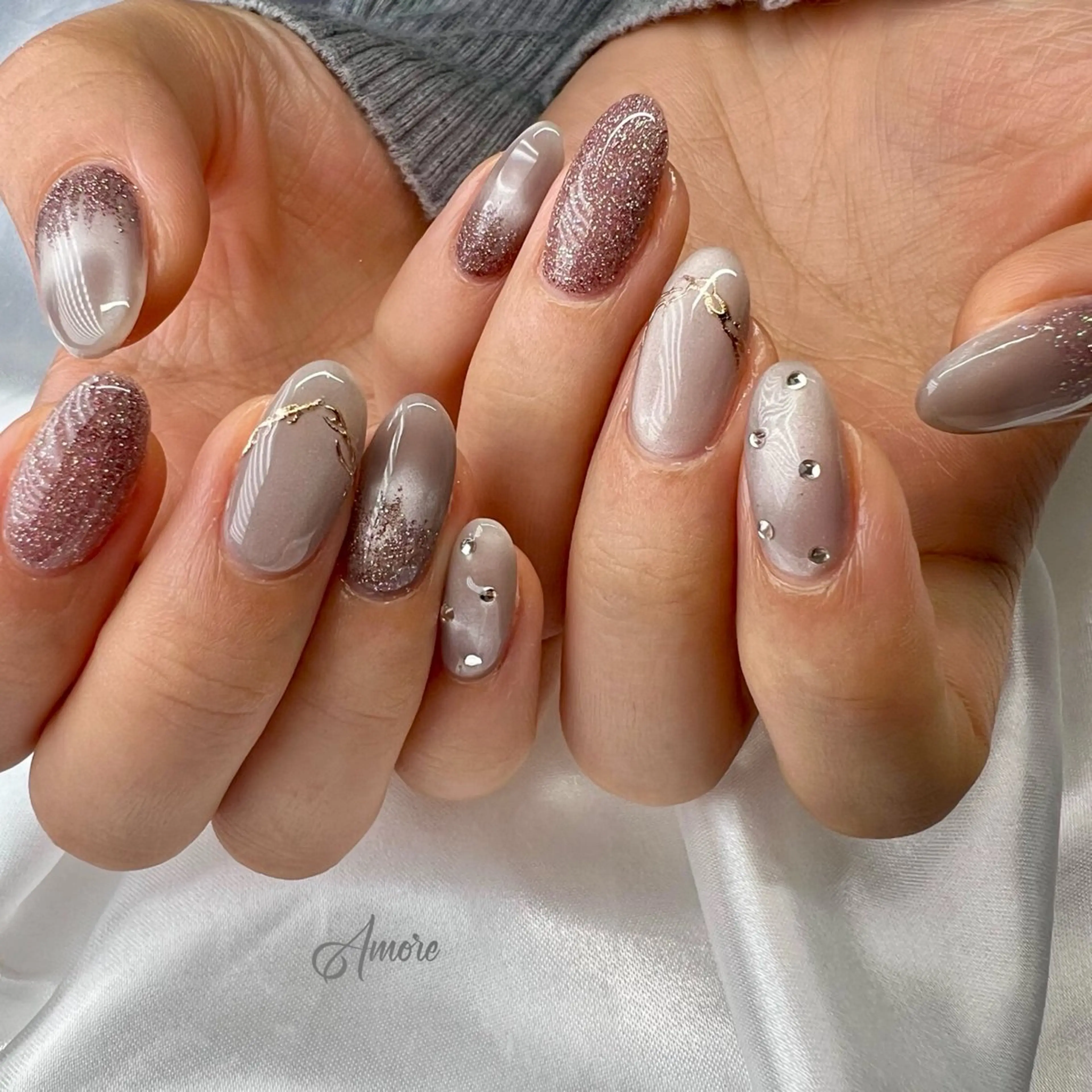 ネイル ジェルネイル キラキラネイル 韓国ネイル パラジェル You kyehwaのネイルデザイン