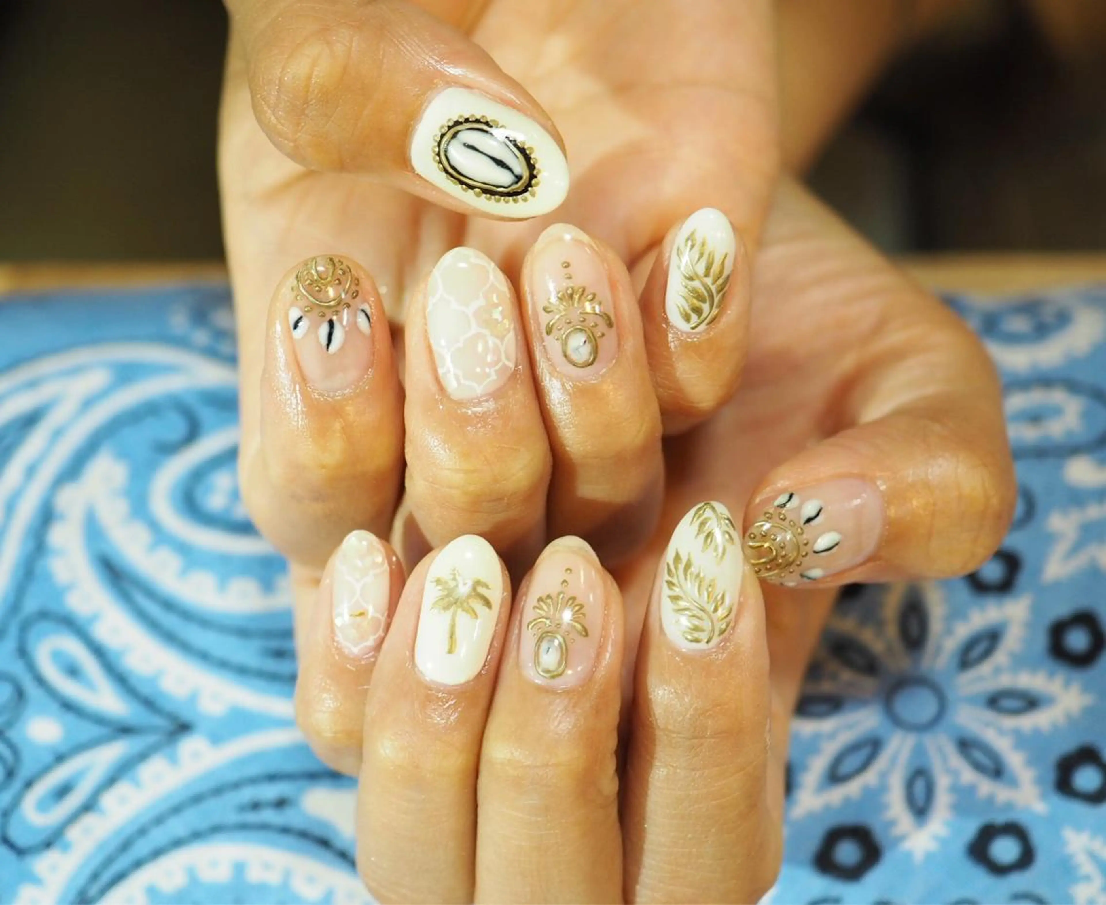 ネイル ”salon" そりまちゆうこのネイルデザイン