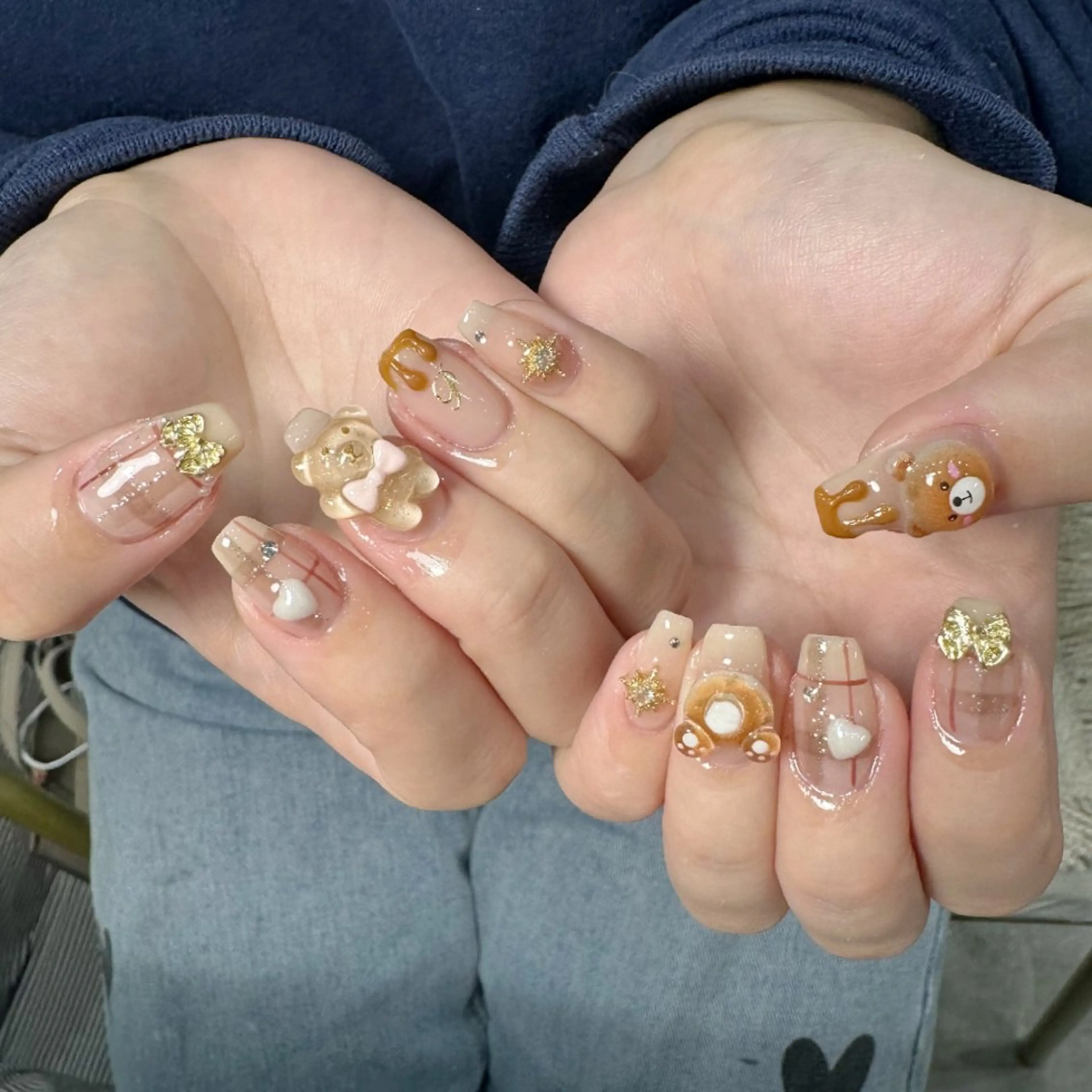 ネイル クリアネイル フラッシュネイル フットネイル フレンチネイル ジェルネイル ハンドネイル UM Nail Salonのネイルデザイン