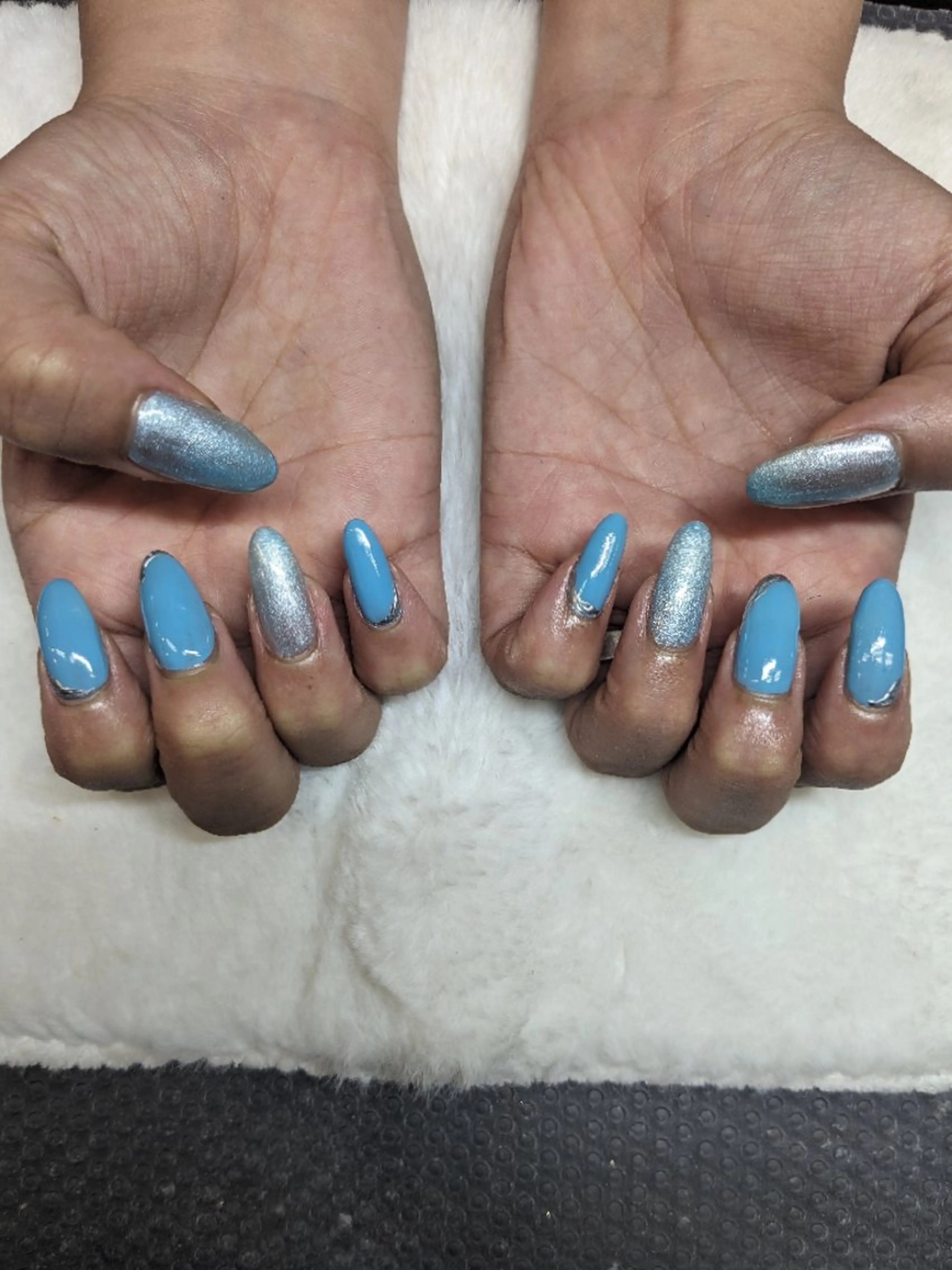 ネイル sanjo 🧸yuki🤎のネイルデザイン