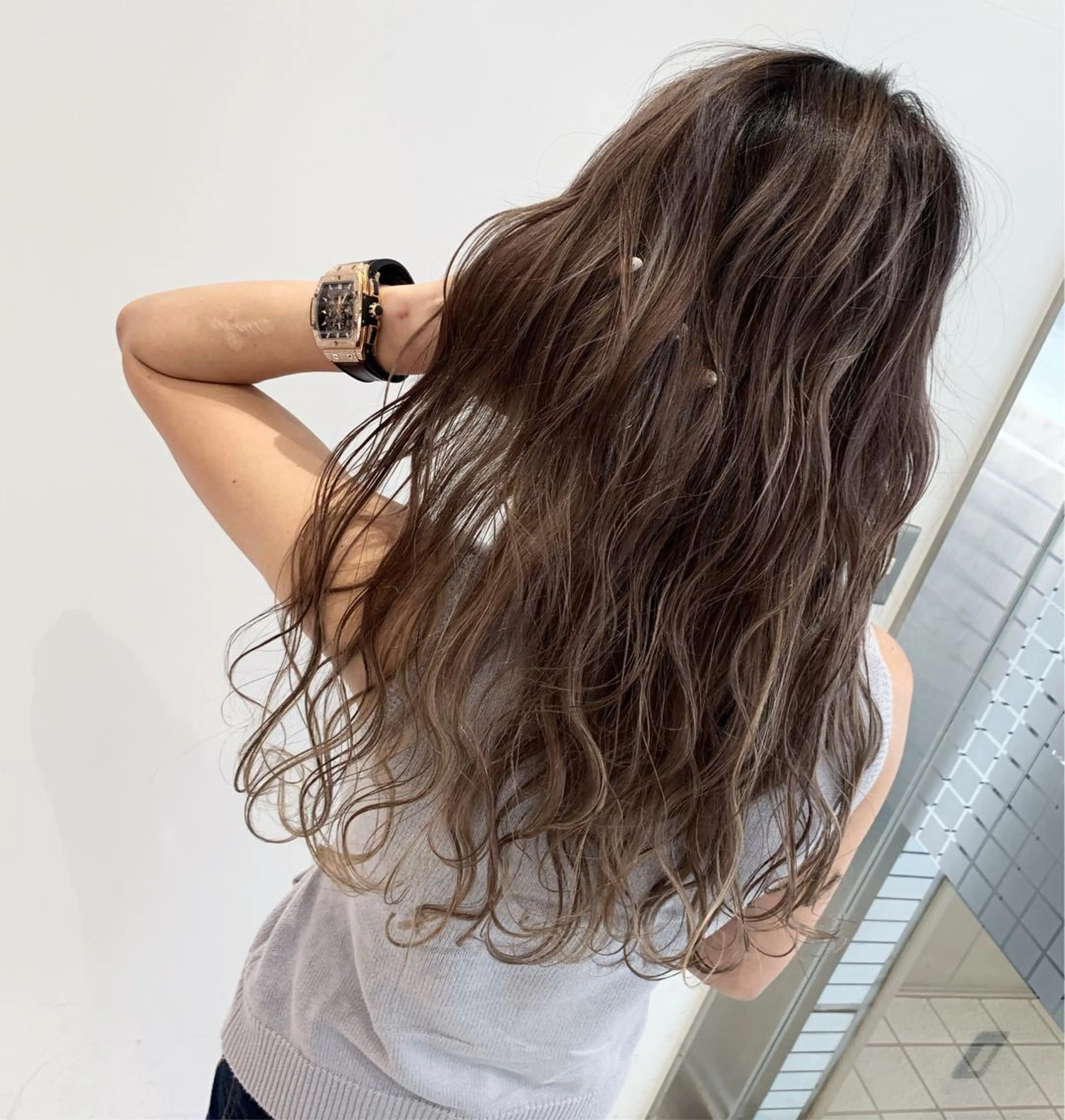 ロング カラー ハイライトカラー ハイライト カット ヘアカラー トリートメント N° jillva ♦️川端裕司♦️のヘアスタイル