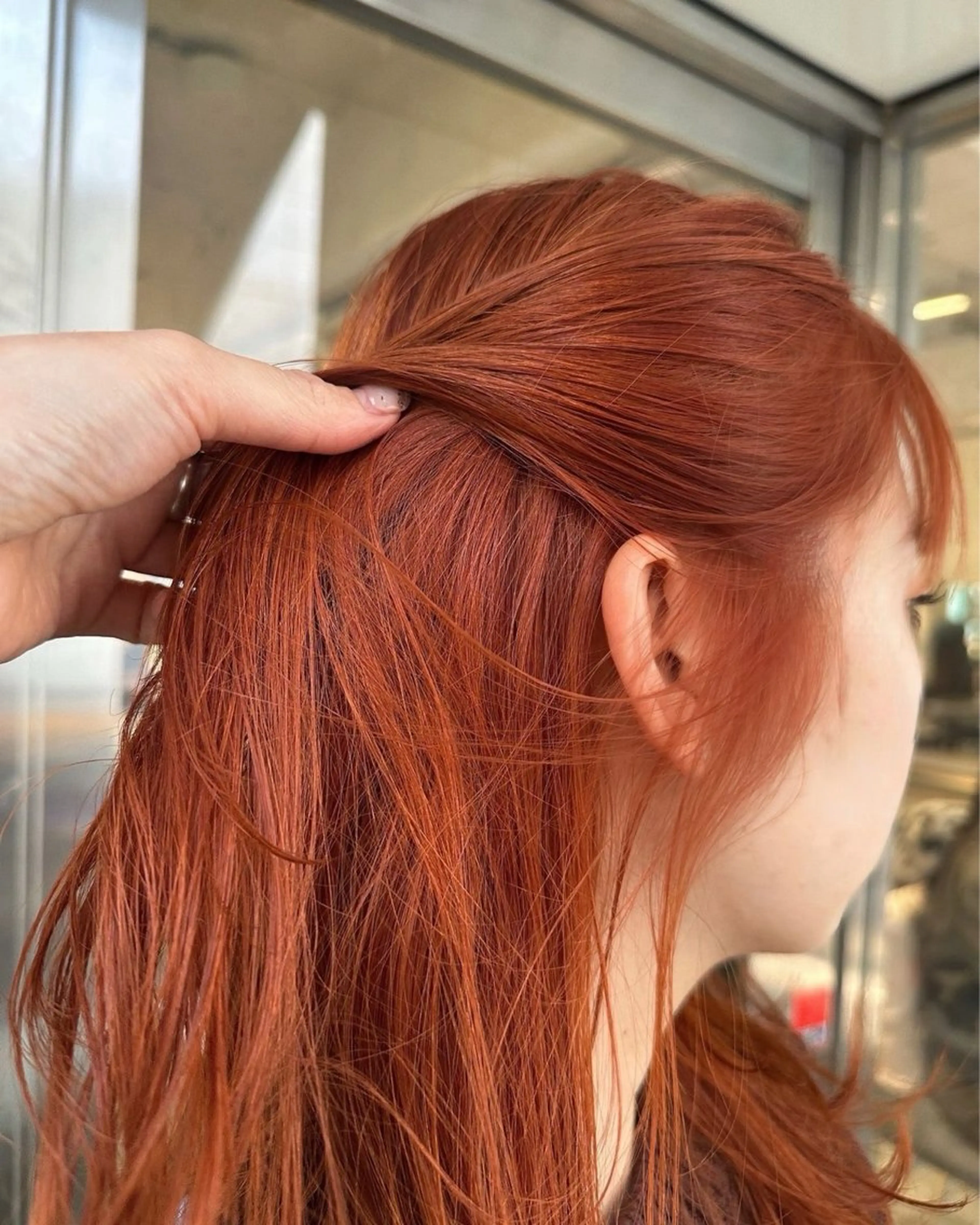 ロング カラー オレンジ ヘアカラー niko_saga_hairmake所属・アヤカ （AYAKA）のヘアスタイル