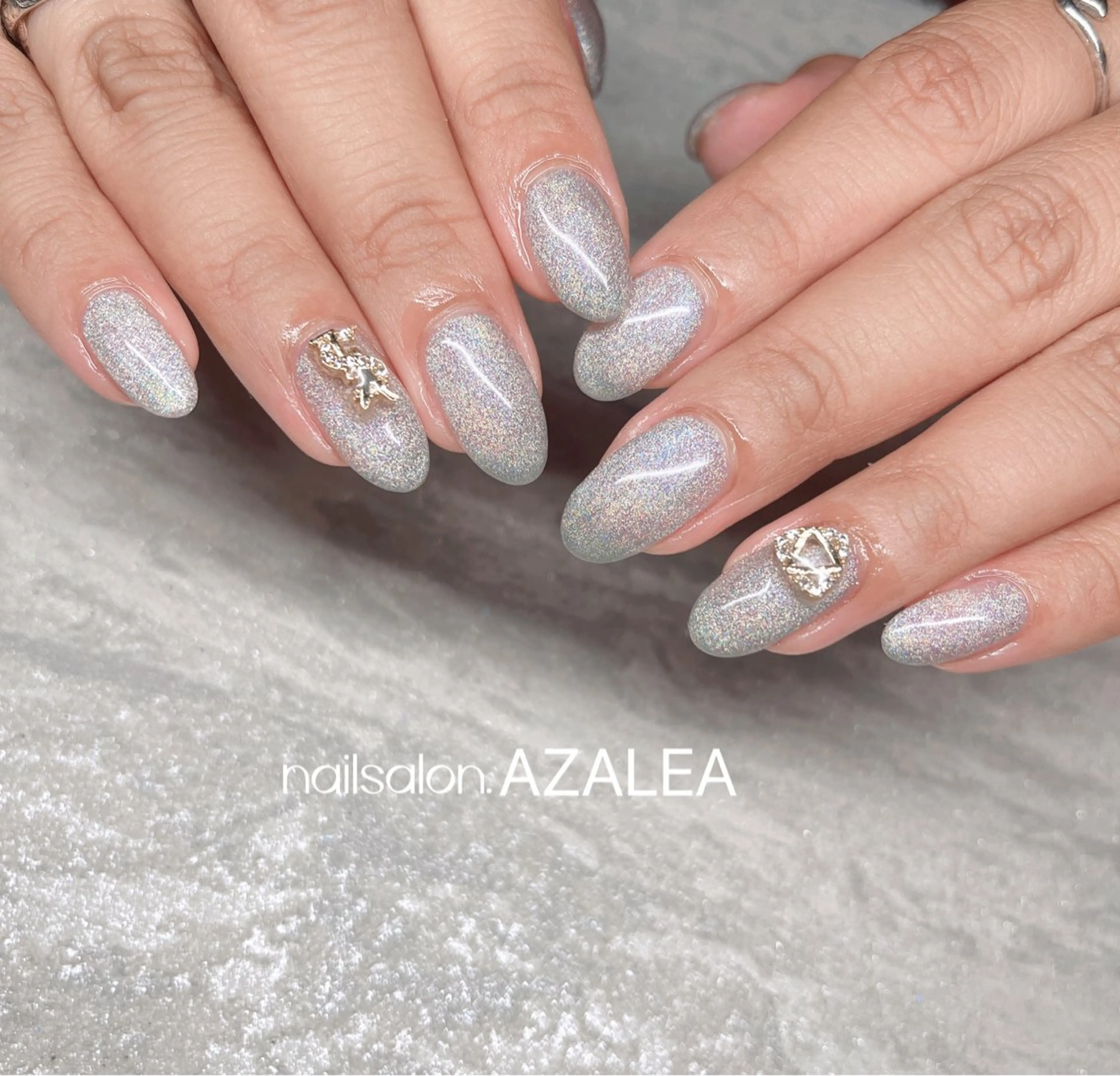 ネイル R inのネイルデザイン