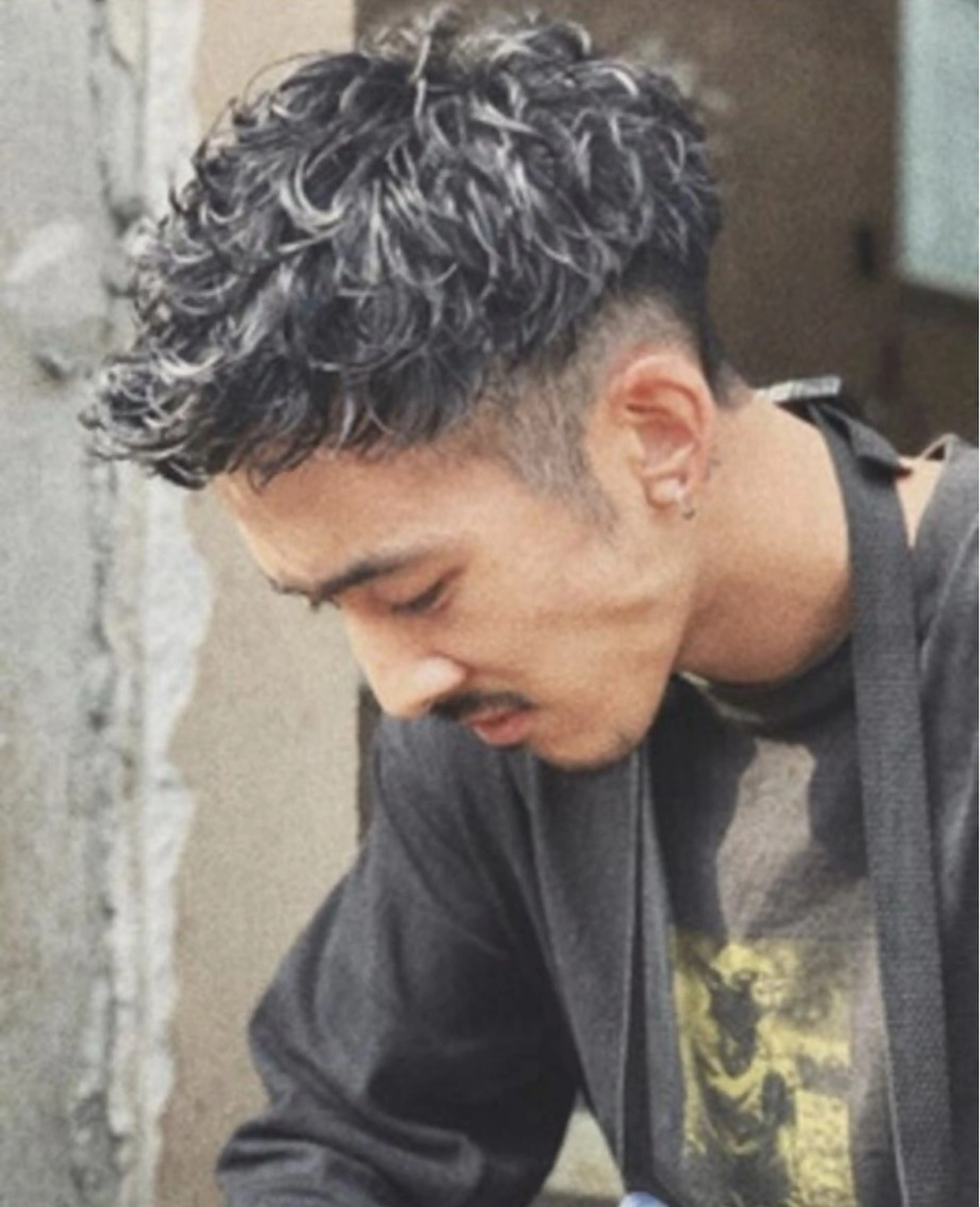 ショート パーマ メンズ ショートヘア カット パーマ 透明感カラー🫧 nanamiのヘアスタイル