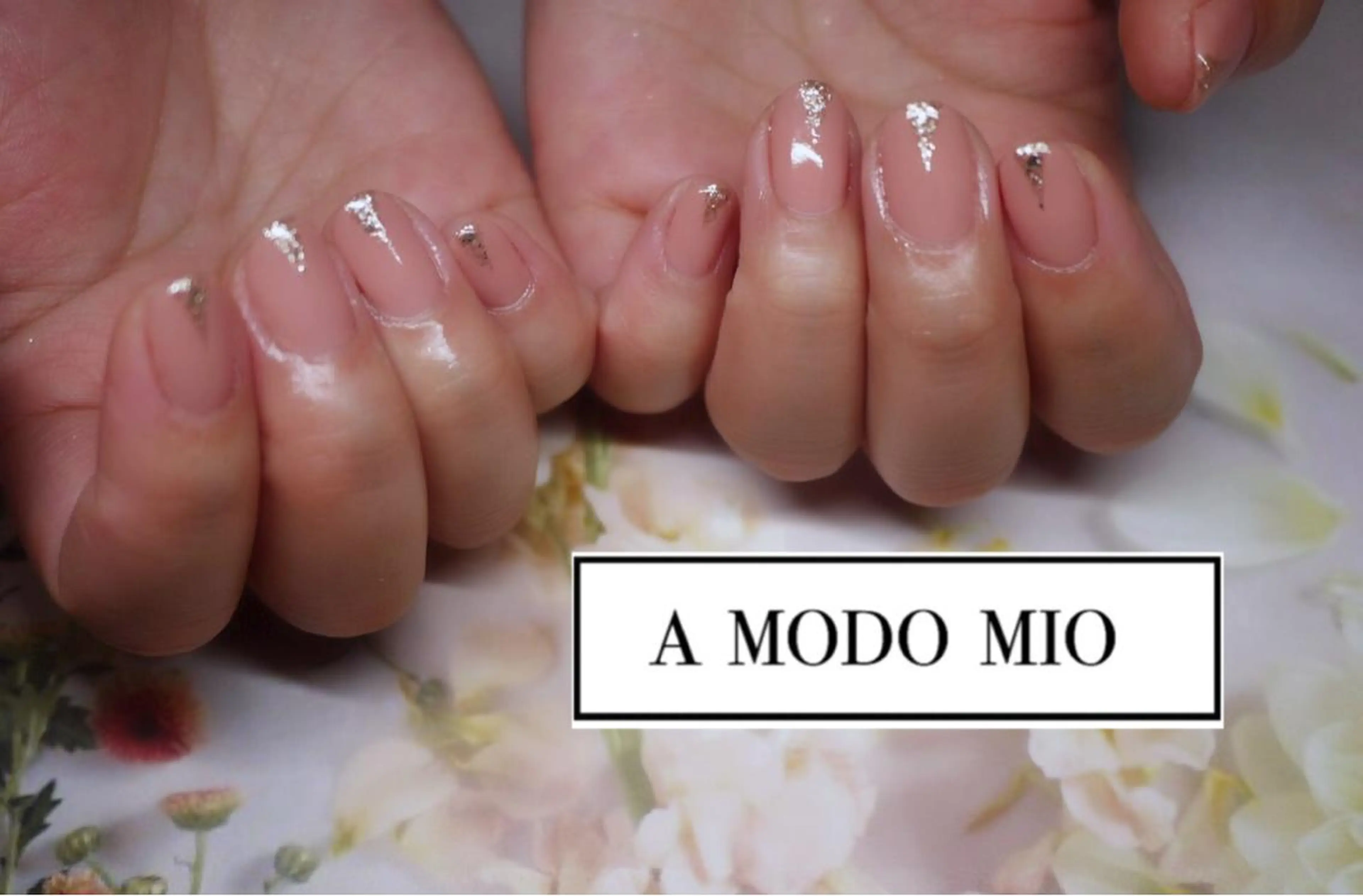 ネイル A MODO MIOのネイルデザイン