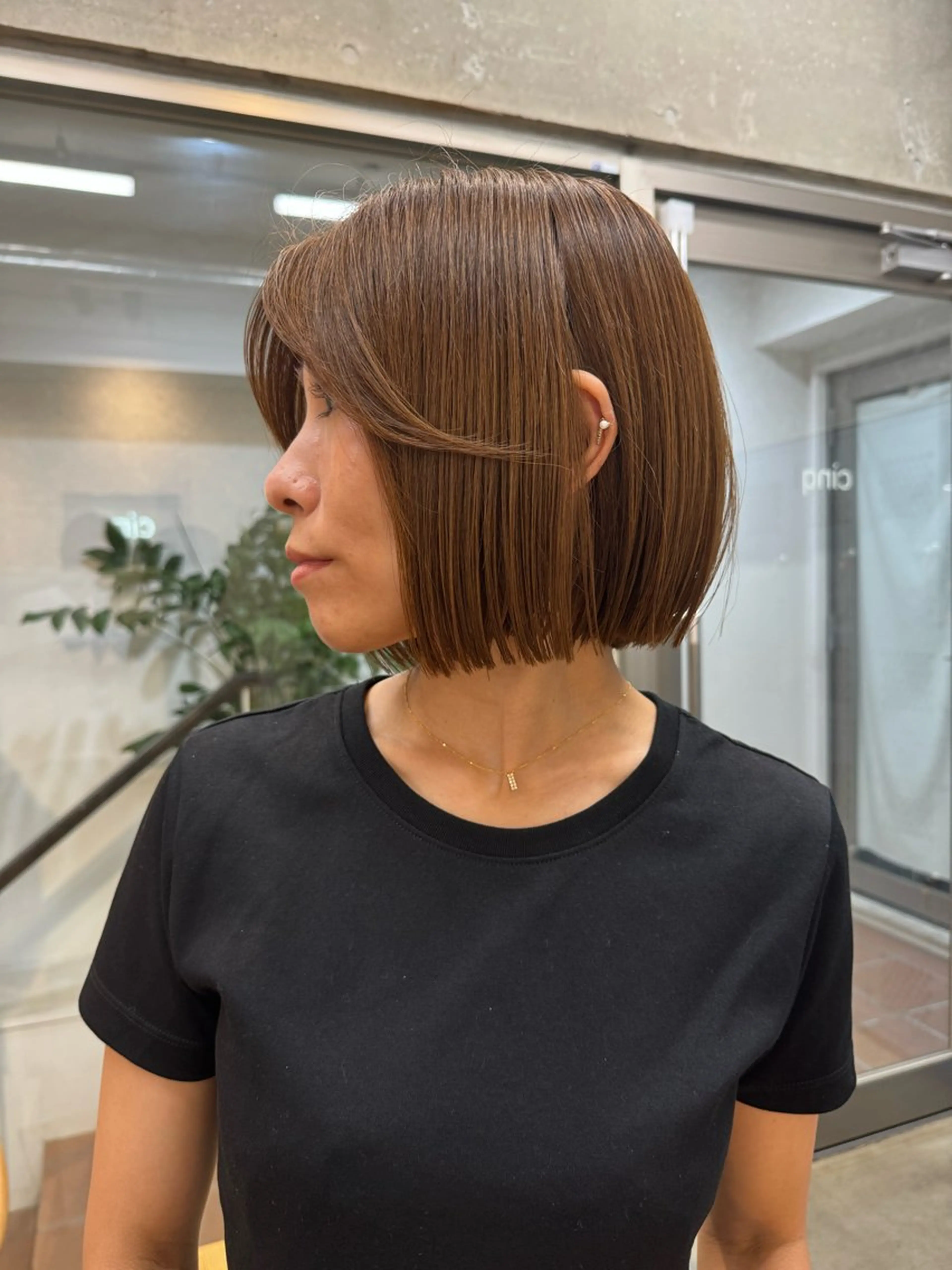 ショート ⭐ハイトーンブリーチ ミルクティーピンクのヘアスタイル