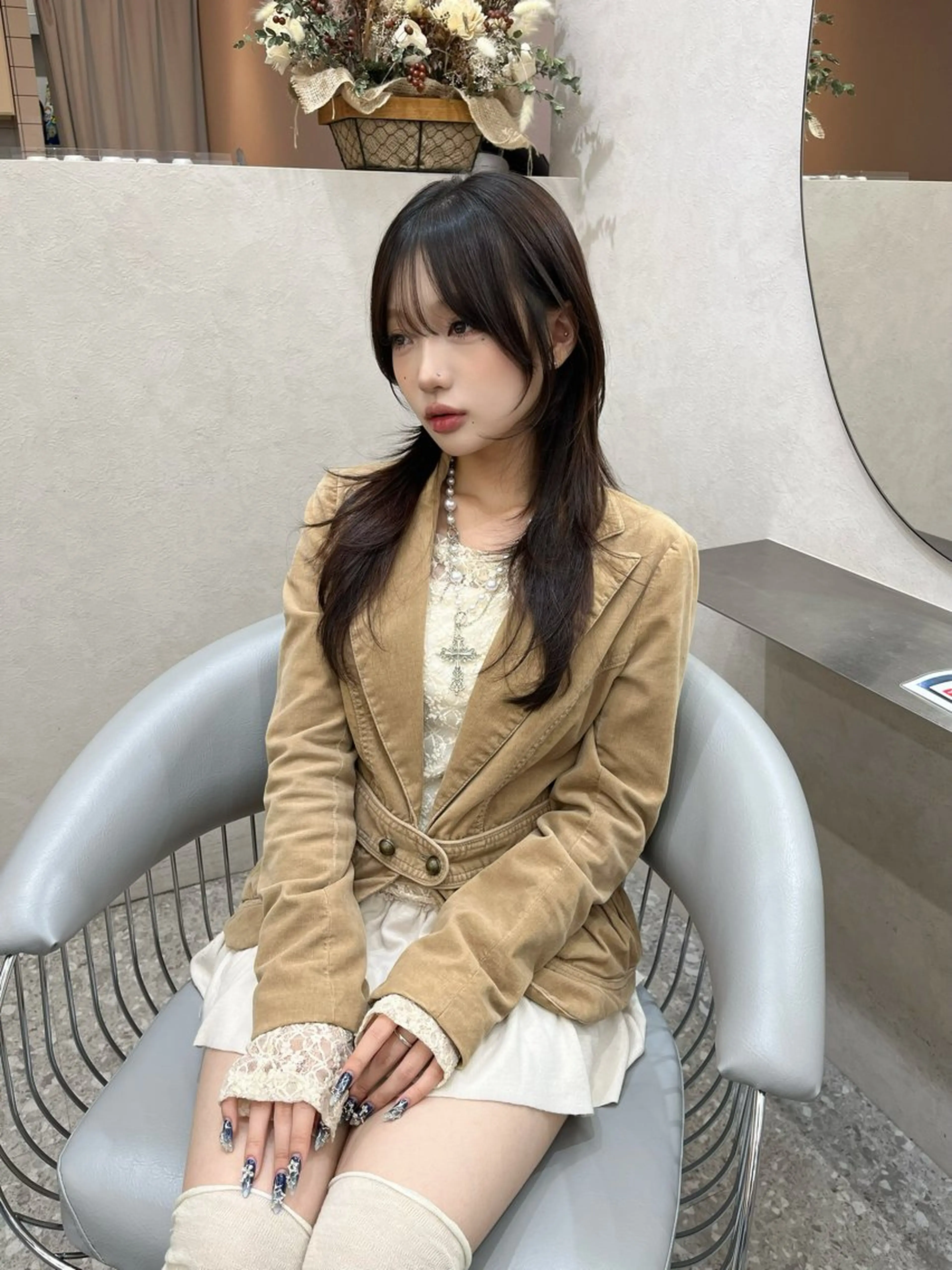 ロング カラー 顔周りカット レイヤーカット シースルーバング カット ヘアカラー トリートメント 韓国ハッシュカット/ 新宿/髪質改善/岡崎のヘアスタイル