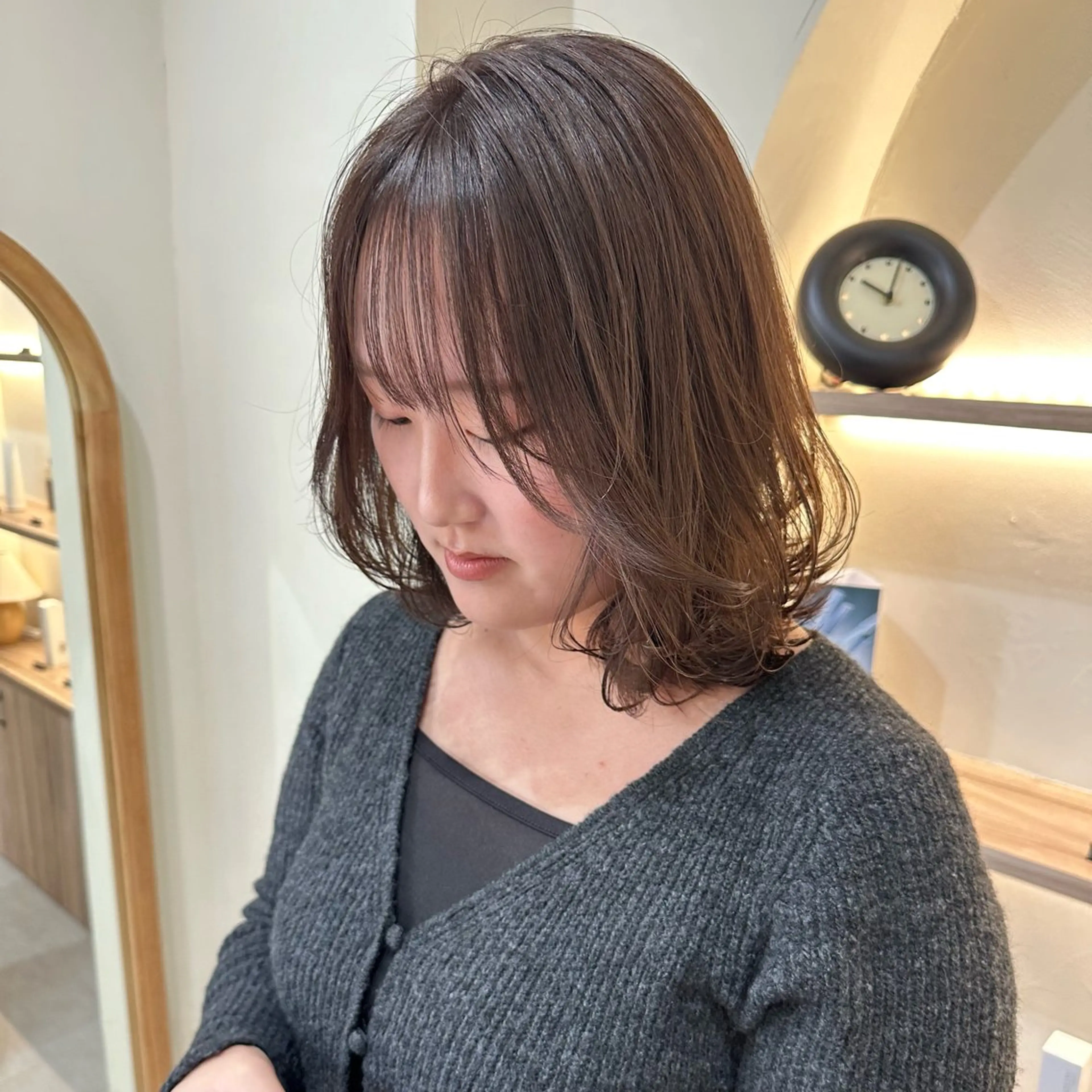 ミディアム カラー 赤み消し/オリーブ カーキ/福田れんのヘアスタイル